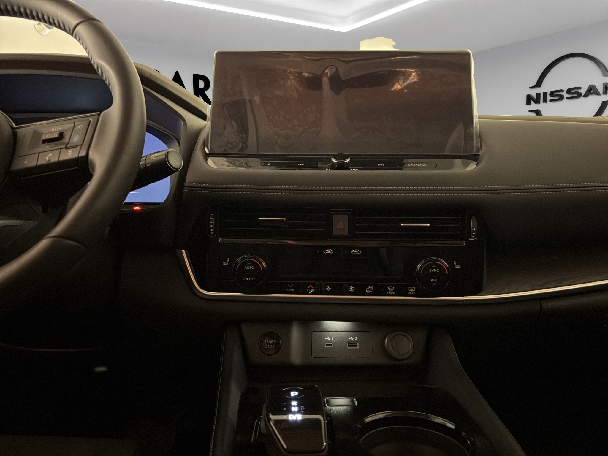 Nissan X-Trail VUD 5 pts. Platinum e-Power, E-REV, TA, QCP, s. Bose, RA-19 2025