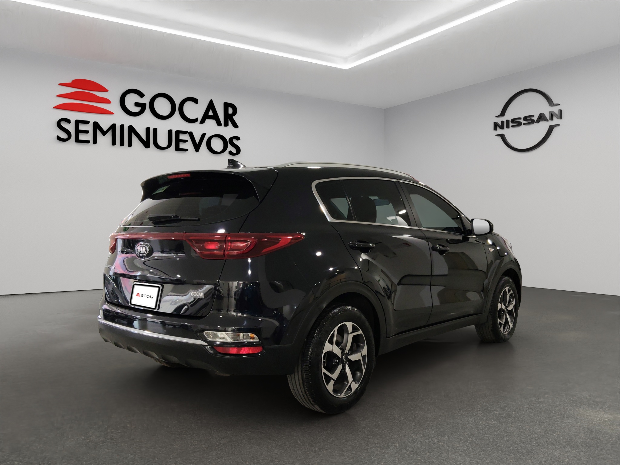 KIA Sportage  5 pts. LX, TA, a/ac., RA-17 (línea anterior) 2022