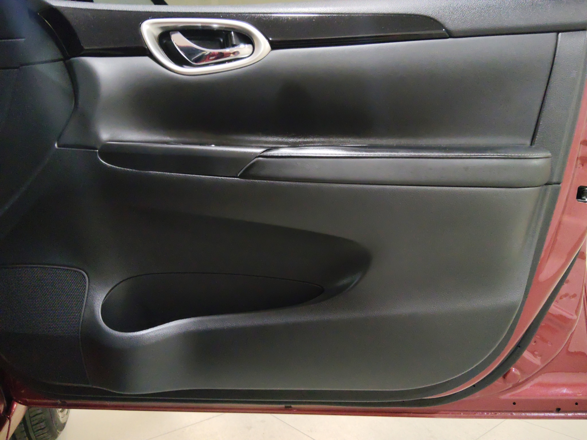 Nissan Sentra 4 pts. Exclusive, TA, a/ac. Aut., piel, QC, GPS, f. led, RA-17 (línea anterior) 2019