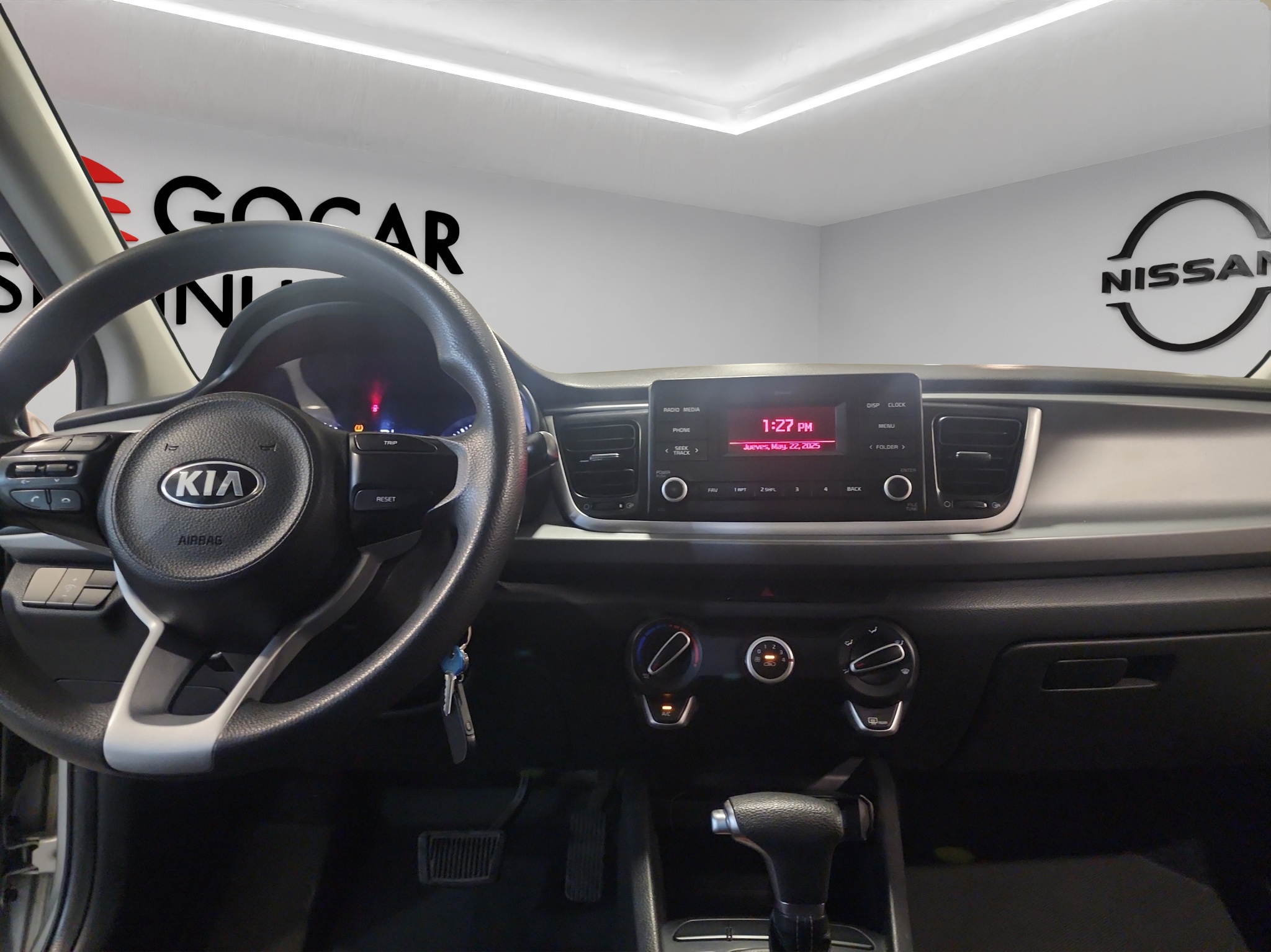 KIA Rio 4 pts. L, AT6, VE del., R-15 2021