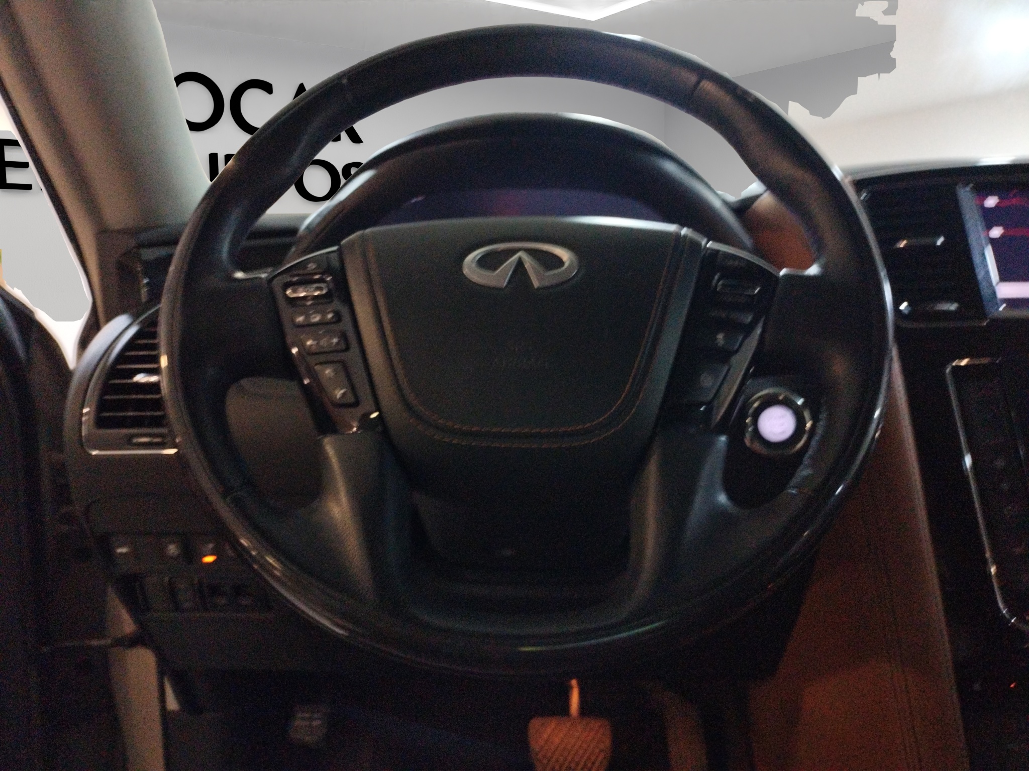 Infiniti QX80 VUD 4x4 5 pts. Sensory Plus, V8, TA, piel perforada, QC, DVD, s. Bose, f. led, 7 y 8 pas., RA-22 (línea anterior) 2020