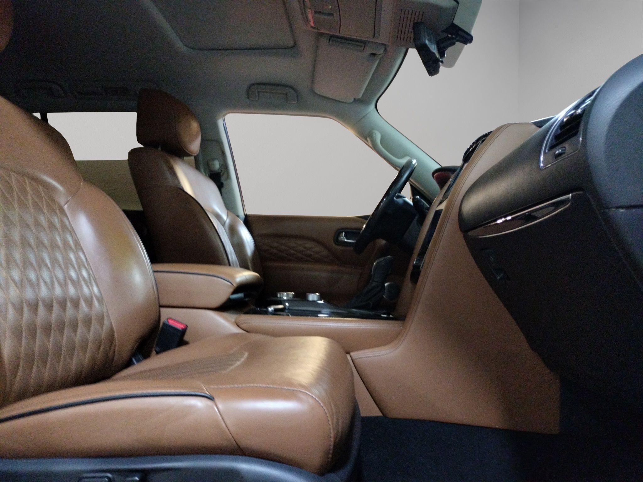 Infiniti QX80 VUD 4x4 5 pts. Sensory Plus, V8, TA, piel perforada, QC, DVD, s. Bose, f. led, 7 y 8 pas., RA-22 (línea anterior) 2020