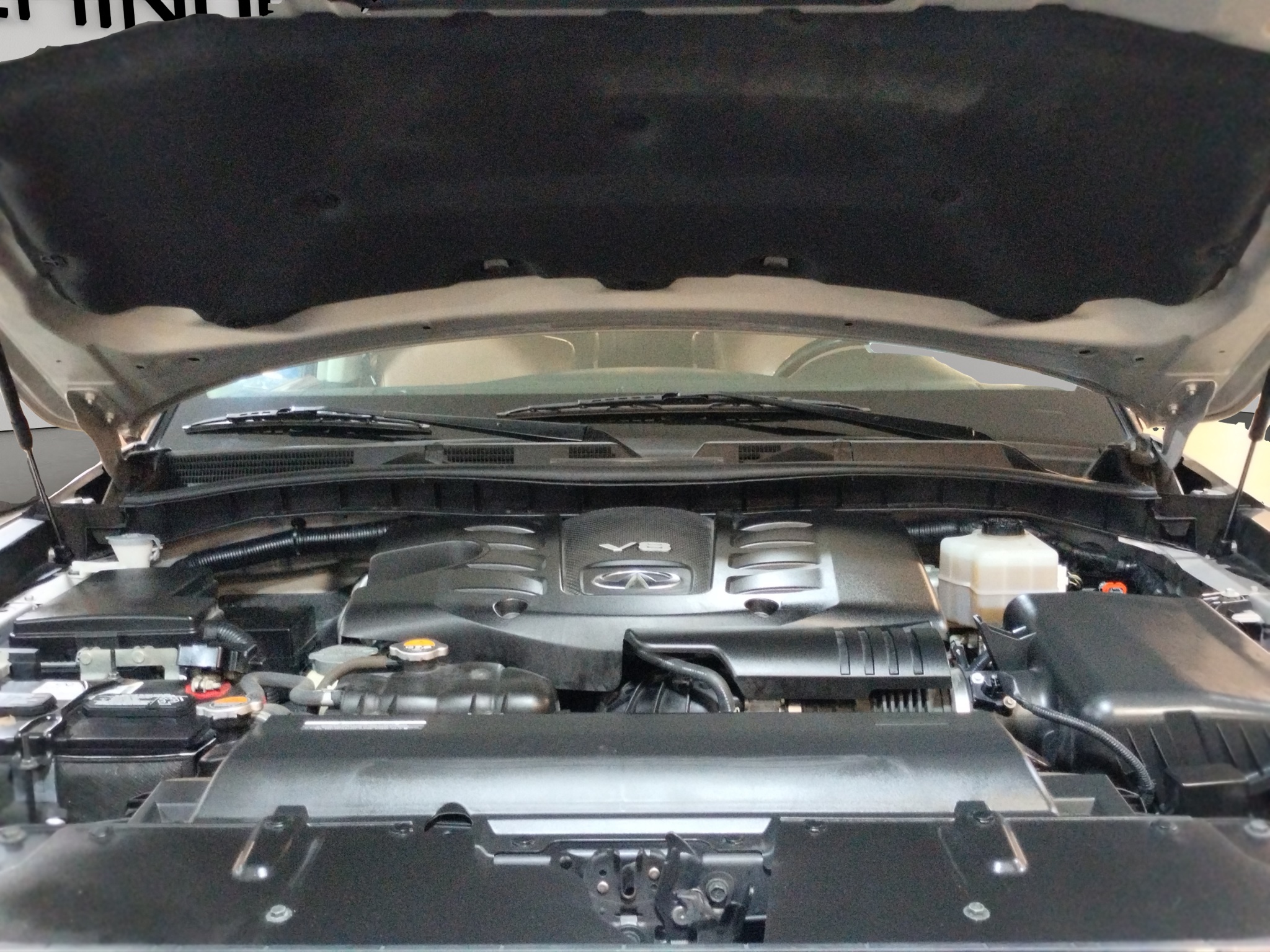 Infiniti QX80 VUD 4x4 5 pts. Sensory Plus, V8, TA, piel perforada, QC, DVD, s. Bose, f. led, 7 y 8 pas., RA-22 (línea anterior) 2020