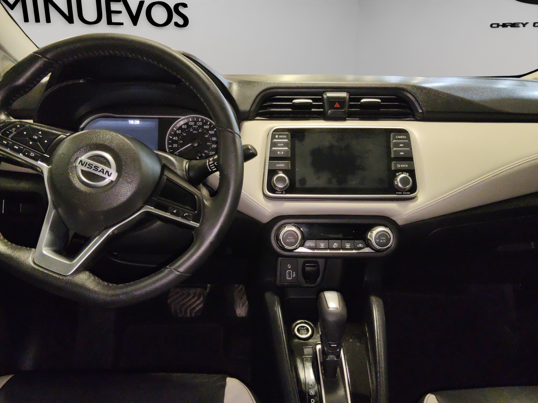 Nissan Versa 4 pts. Platinum, CVT, a/ac. Aut., VE, piel, GPS, f. led, RA-17 (línea nueva) 2020
