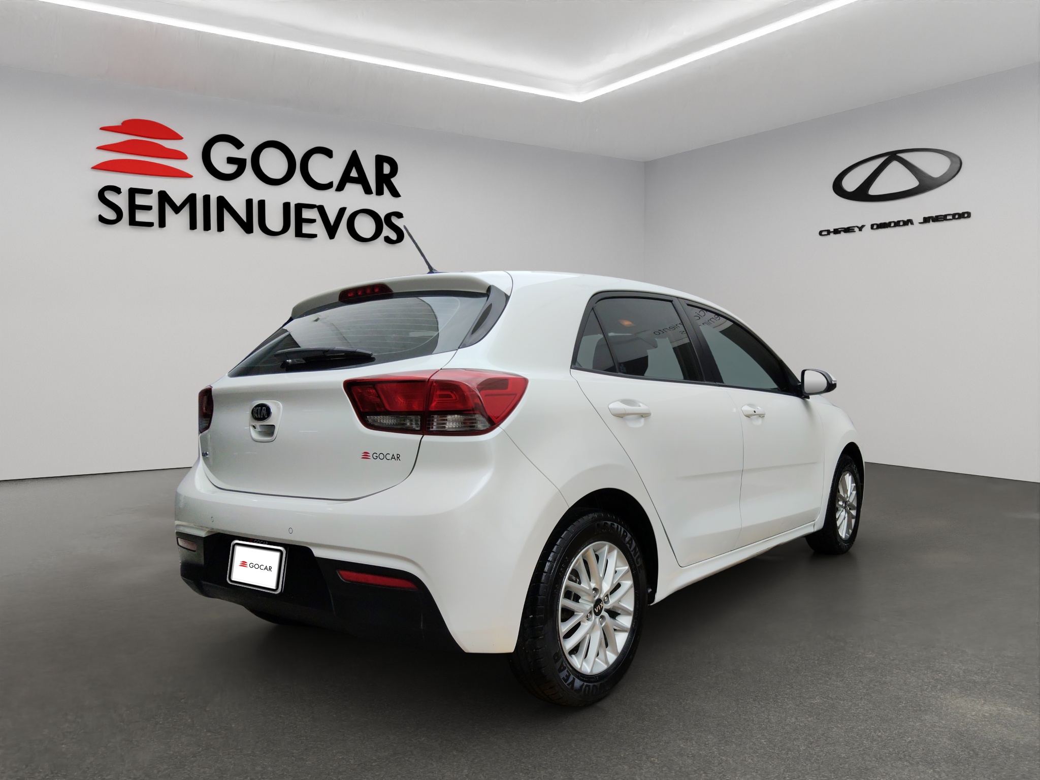 KIA Rio 5 pts. HB EX, TA, VE, f. niebla, RA-15 (línea nueva) 2018
