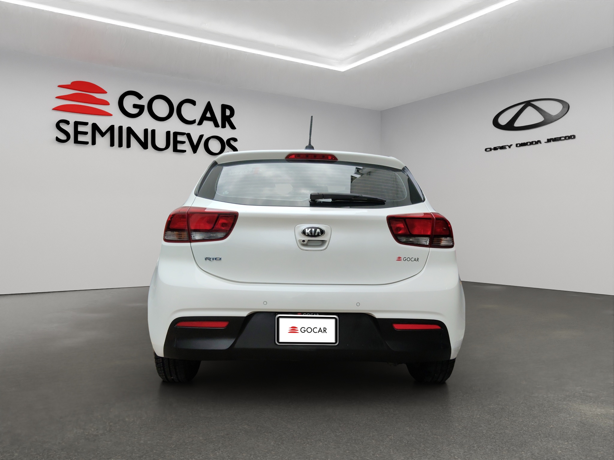 KIA Rio 5 pts. HB EX, TA, VE, f. niebla, RA-15 (línea nueva) 2018
