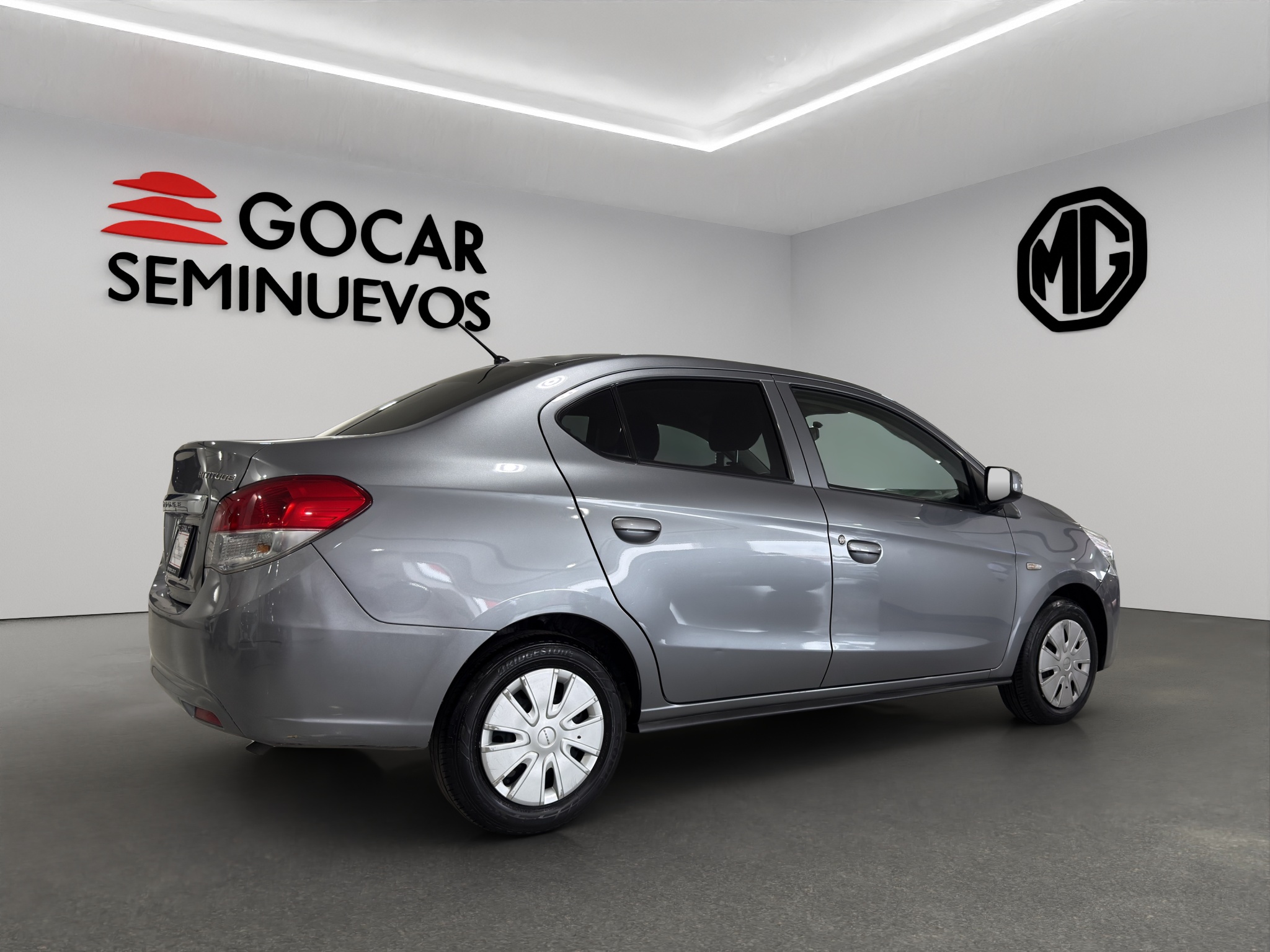 Dodge Attitude 4 pts. SE, 1.2l, TM5, a/ac., VE del., R-14 2023
