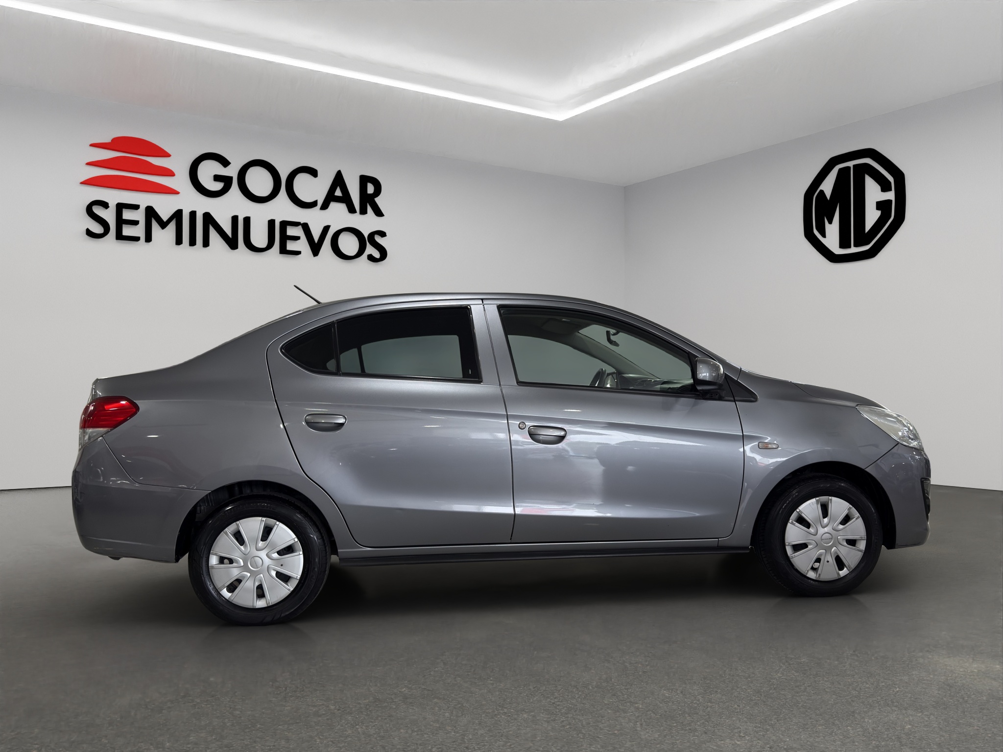 Dodge Attitude 4 pts. SE, 1.2l, TM5, a/ac., VE del., R-14 2023