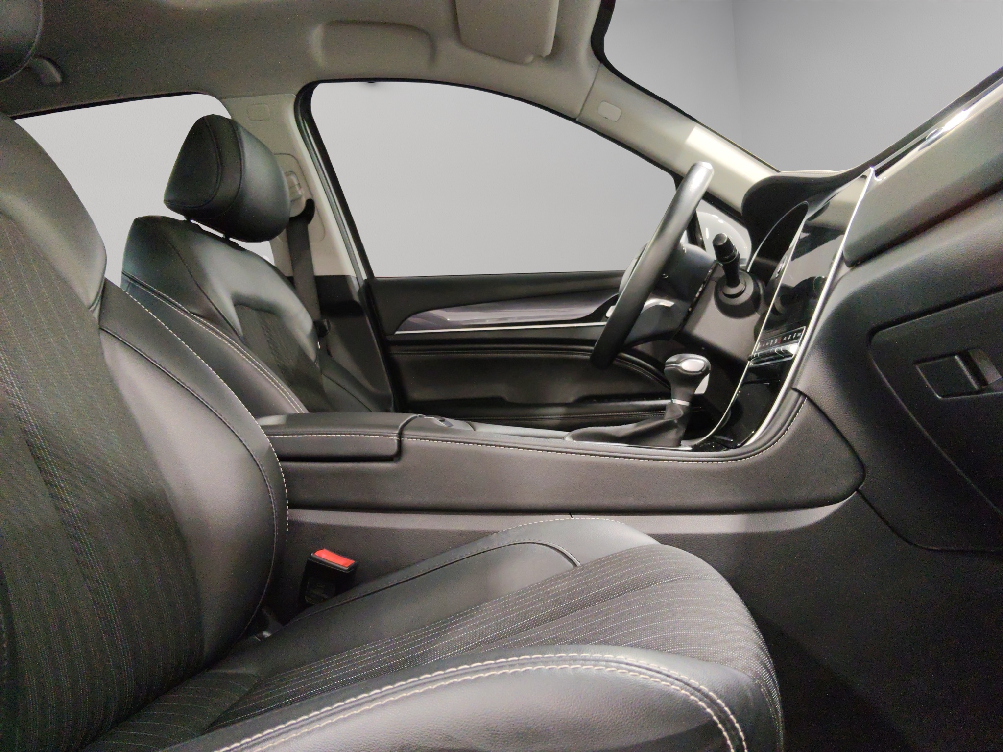 Dodge Journey  5 pts. SXT, 1.5T, TA, RA-18 2023