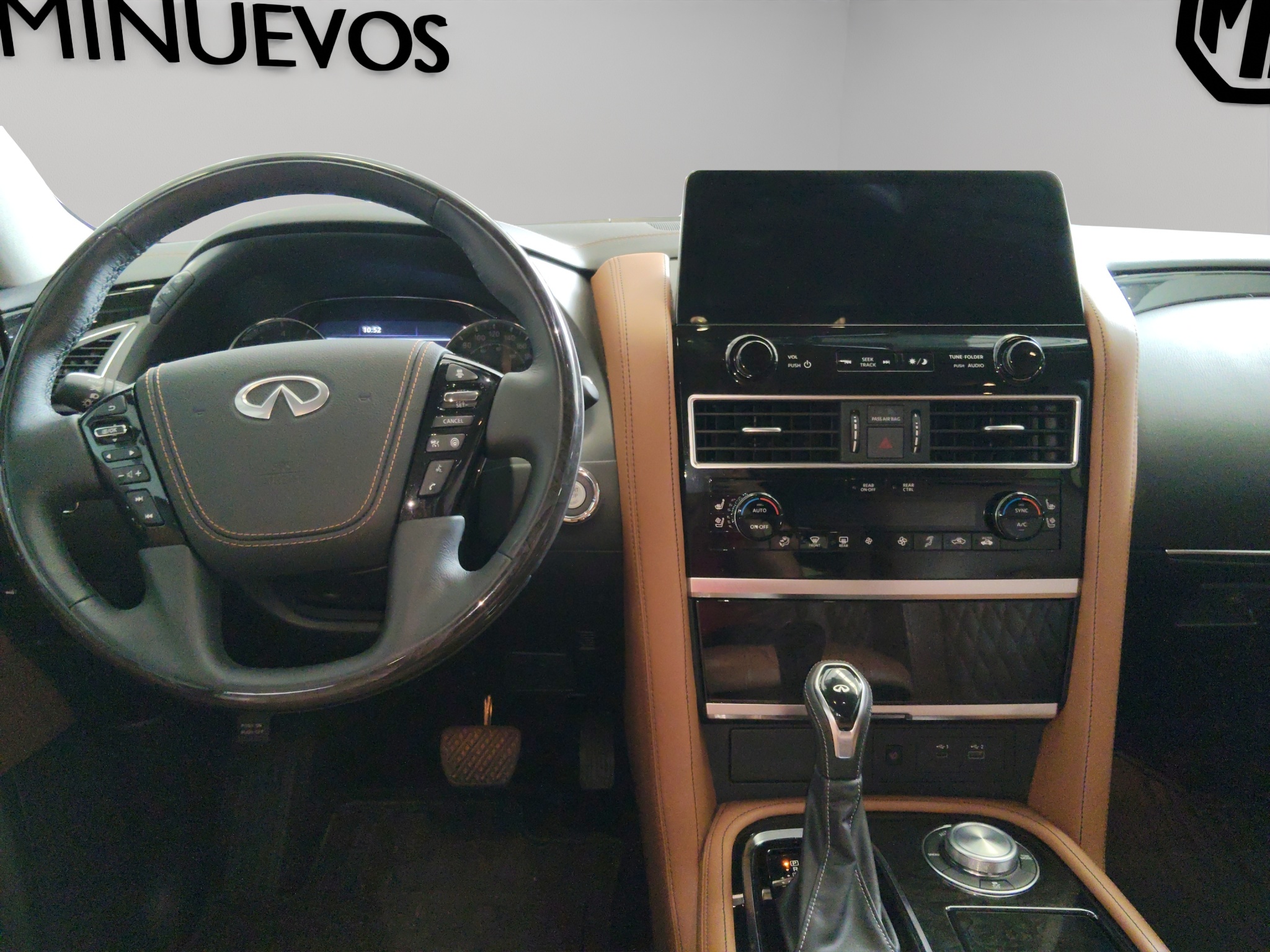 Infiniti QX80  4x4 5 pts. V8, TA, piel, QC, s. Bose, 7 y 8 pas., RA-22 (línea anterior) 2024