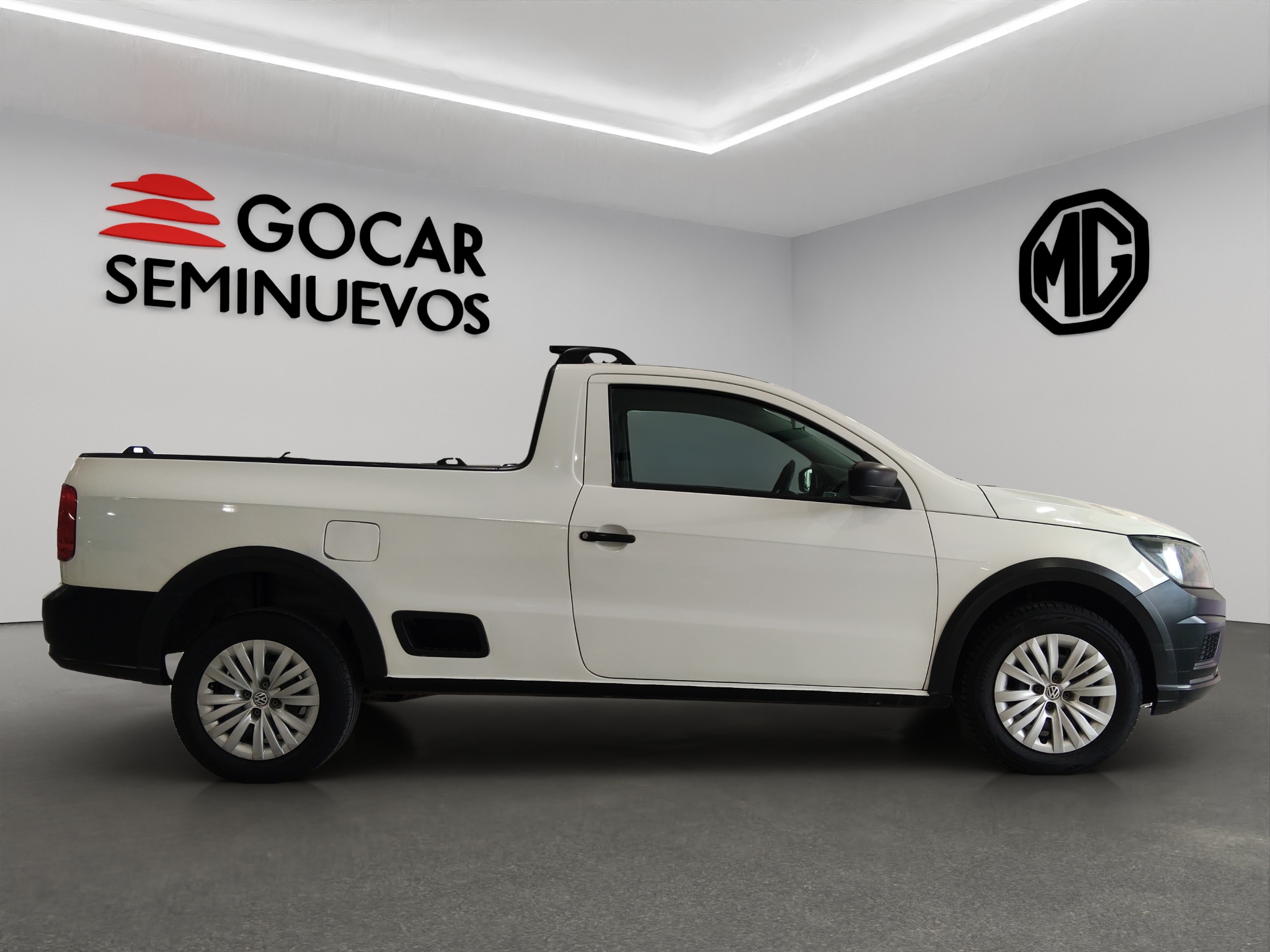 Volkswagen Comerciales Saveiro Pick-Up 2 pts. Robust, Cab. Sencilla, TM5, a/ac., R-14 (línea anterior) 2023