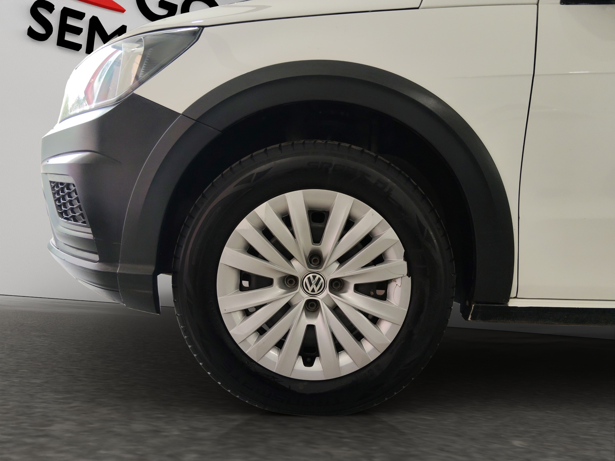 Volkswagen Comerciales Saveiro Pick-Up 2 pts. Robust, Cab. Sencilla, TM5, a/ac., R-14 (línea anterior) 2023