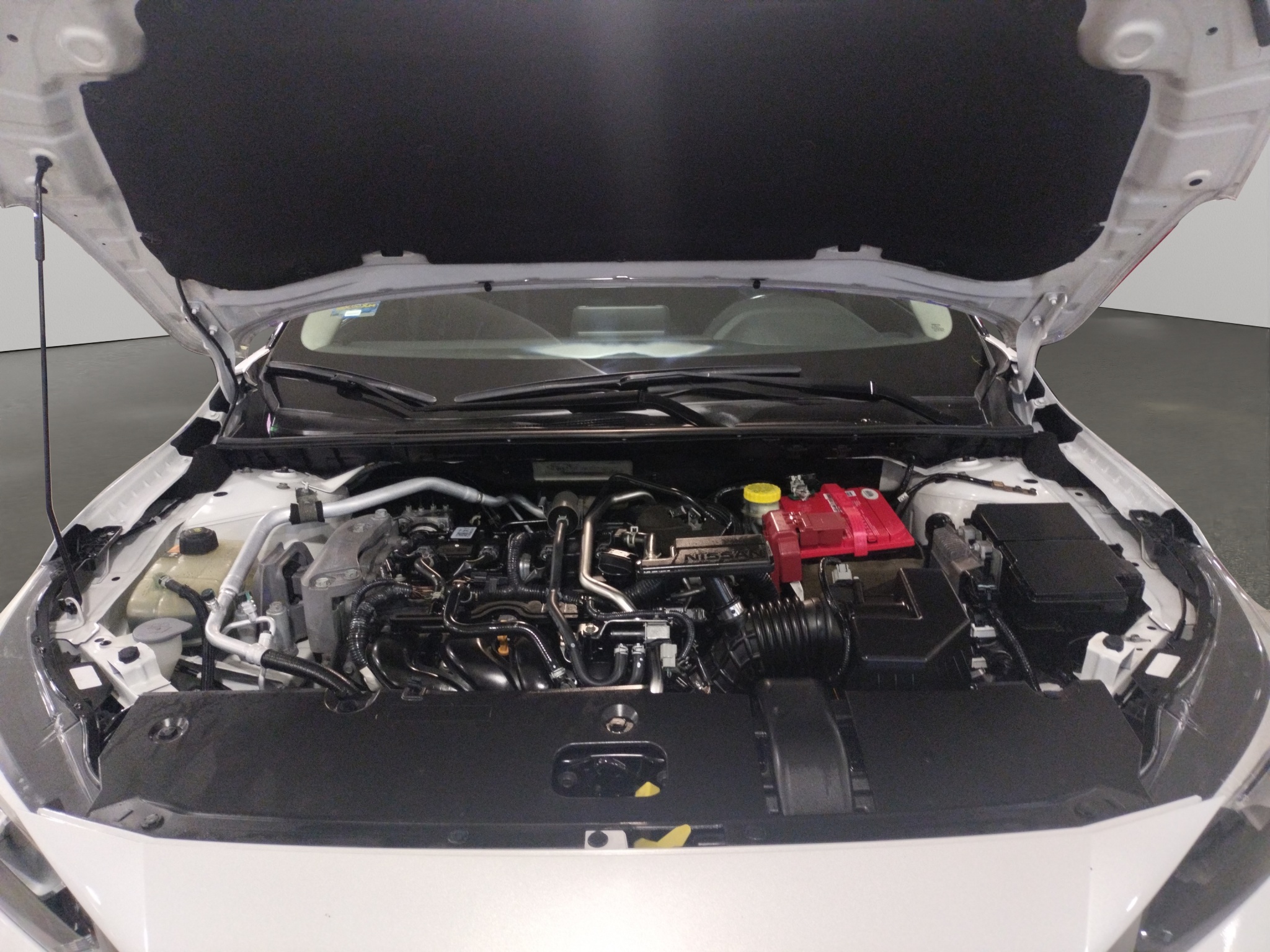 Nissan Sentra 4 pts. Advance, TM6, a/ac., f. niebla, RA-16 2022