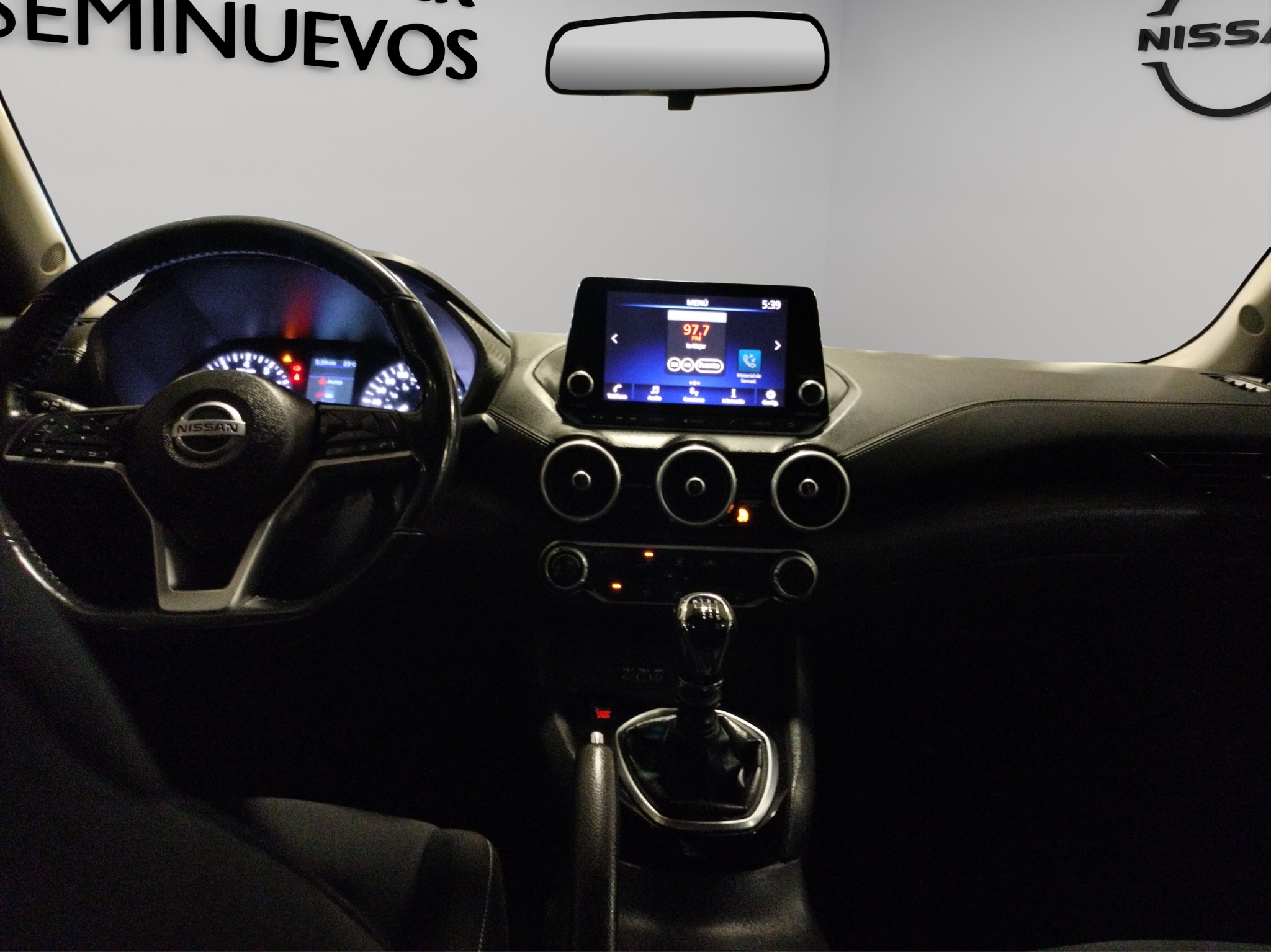 Nissan Sentra 4 pts. Advance, TM6, a/ac., f. niebla, RA-16 2022