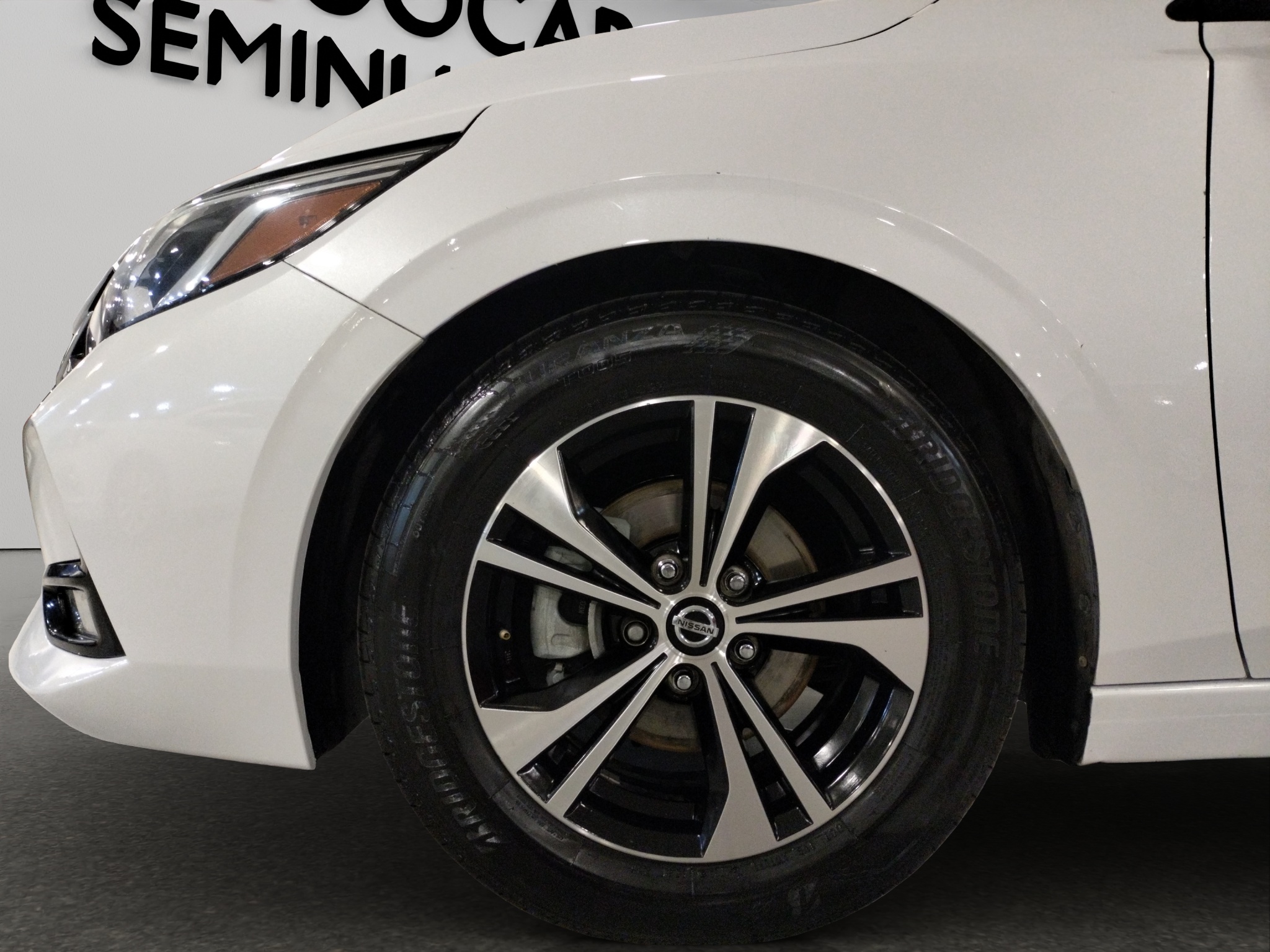 Nissan Sentra 4 pts. Advance, TM6, a/ac., f. niebla, RA-16 2022