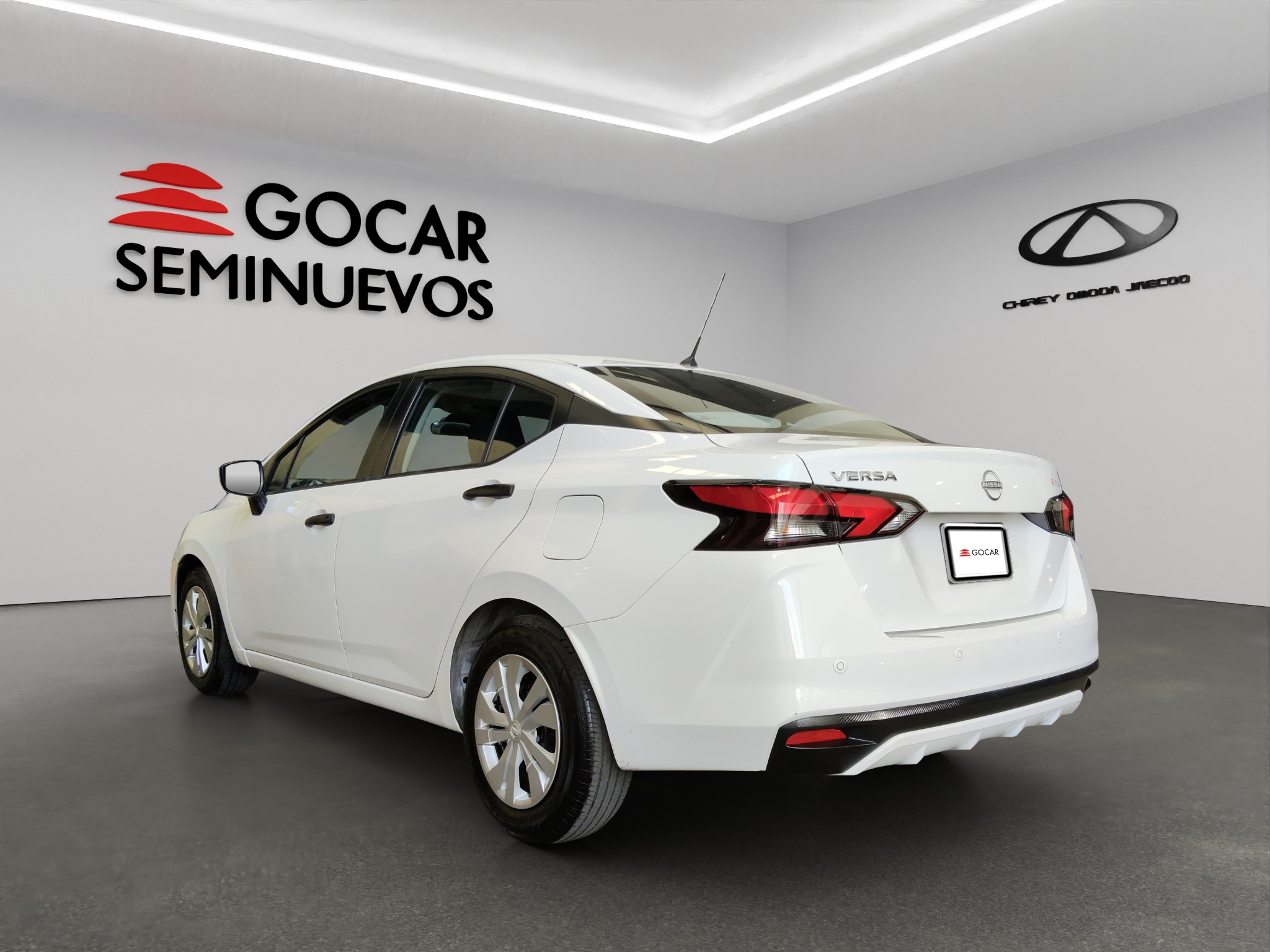 Nissan Versa Sense CVT  2024