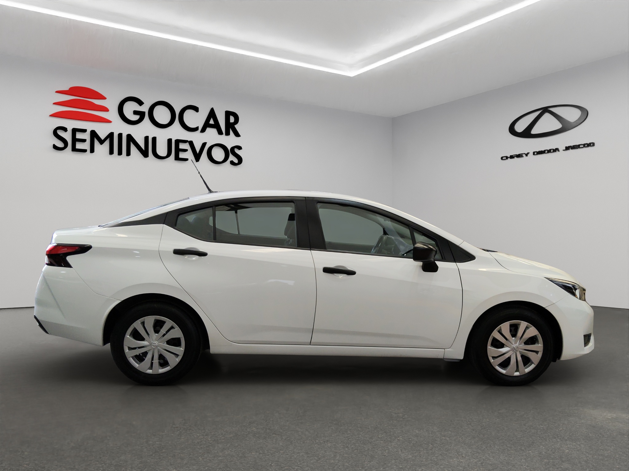 Nissan Versa Sense CVT  2024
