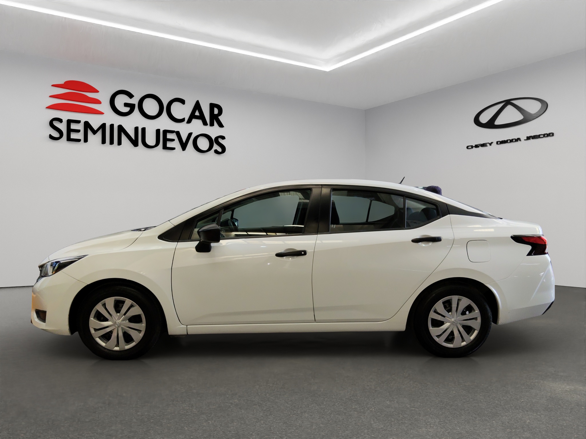 Nissan Versa Sense CVT  2024