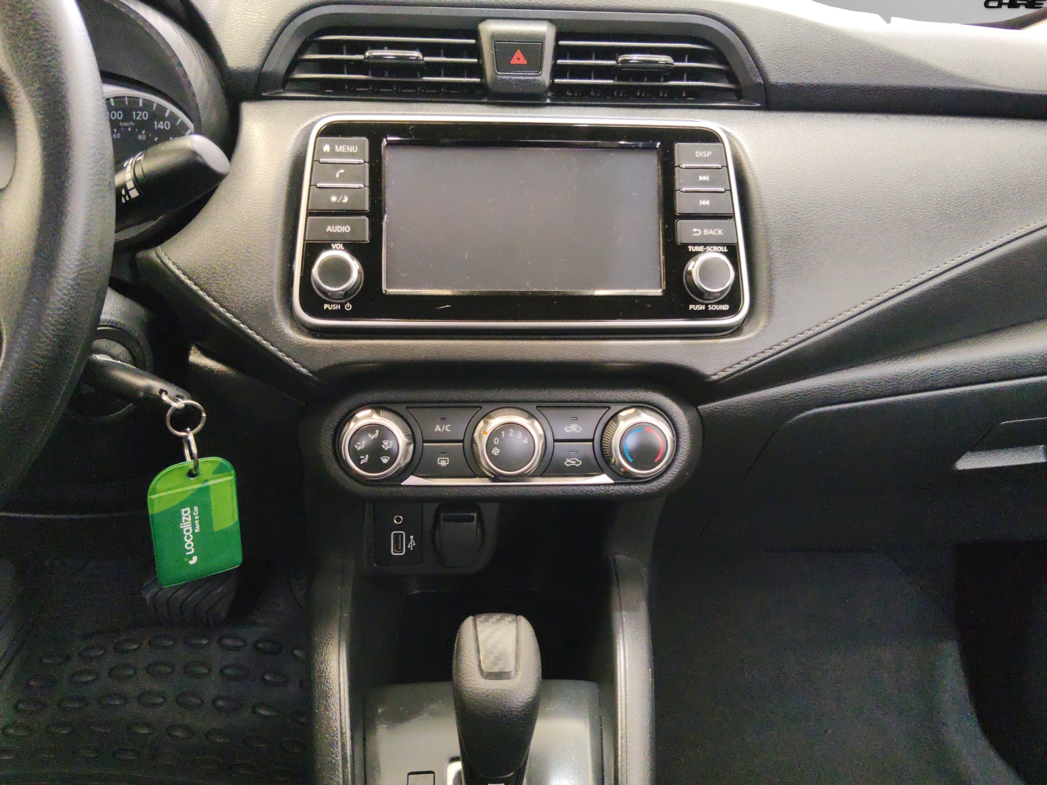 Nissan Versa Sense CVT  2024