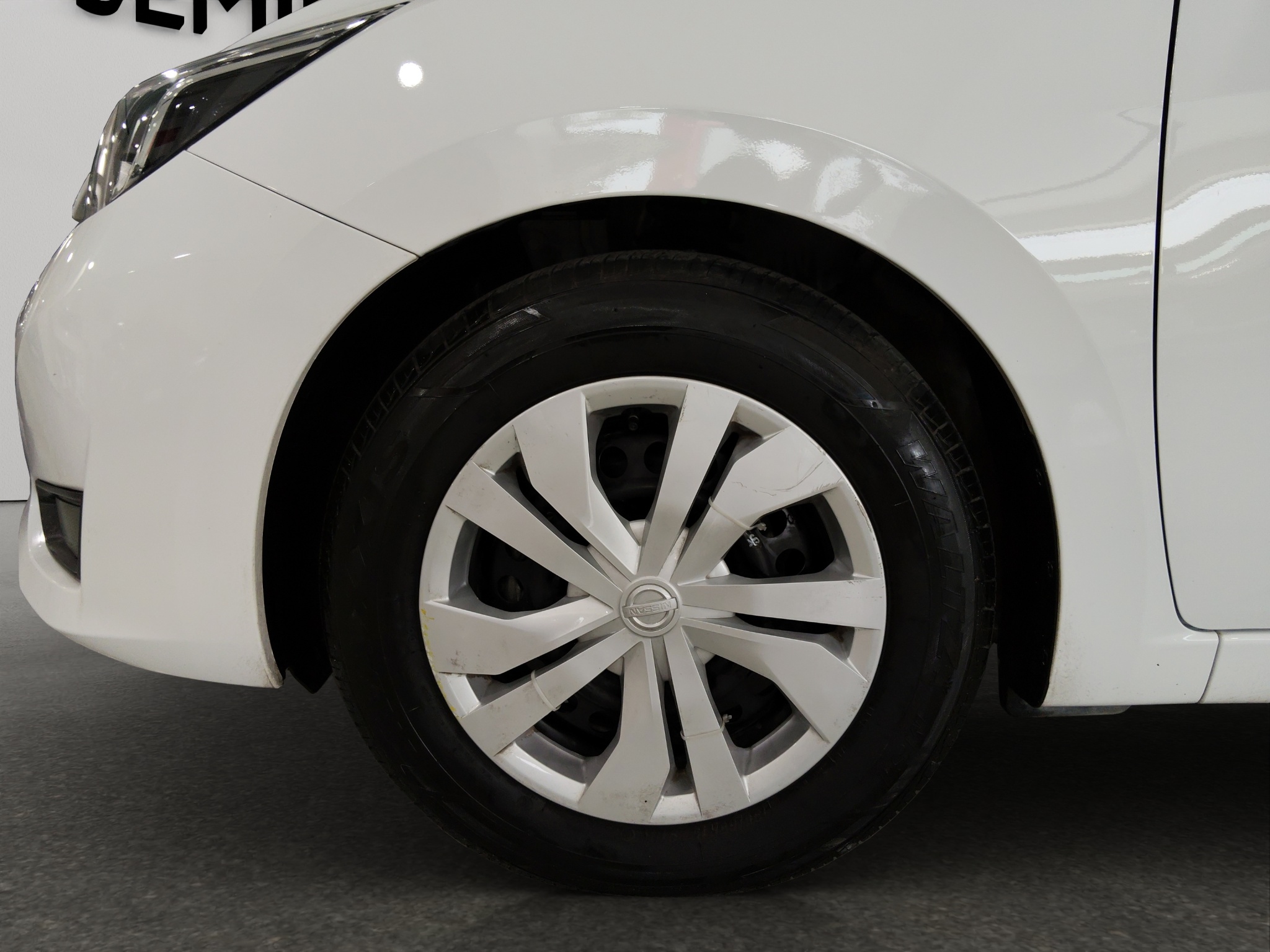 Nissan Versa SENSE CVT 2024