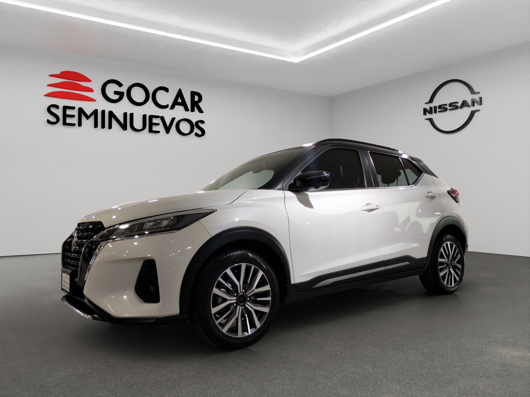 Nissan Kicks  5 pts. Platinum, 1.6l, TA, a/ac. Aut., piel, GPS, RA-18 (línea anterior) 2024