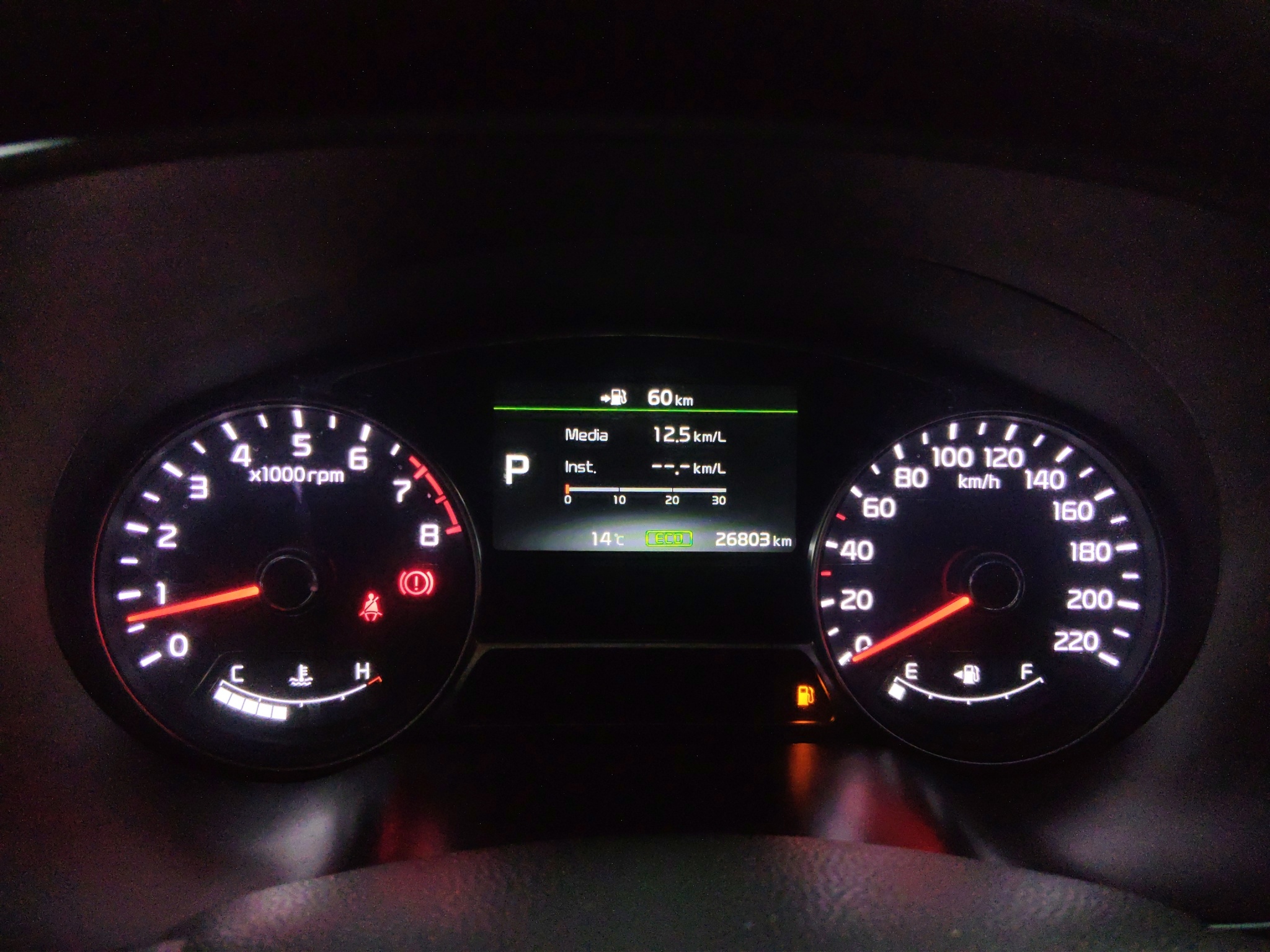 KIA Soul  5 pts. EX Pack, 2.0l, TA, a/ac., piel, TP, f. niebla, RA-18 (línea anterior) 2019