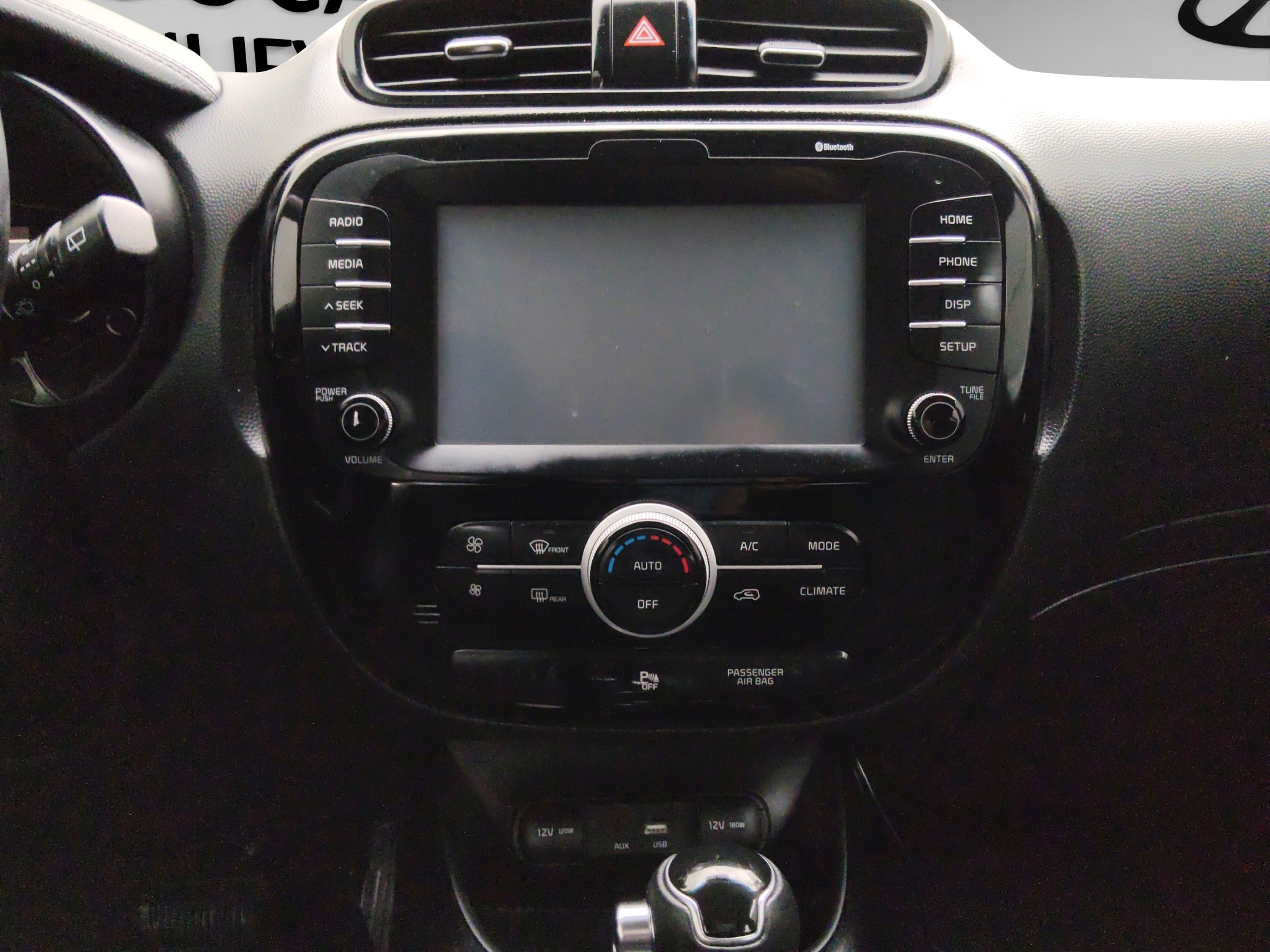 KIA Soul  5 pts. EX Pack, 2.0l, TA, a/ac., piel, TP, f. niebla, RA-18 (línea anterior) 2019