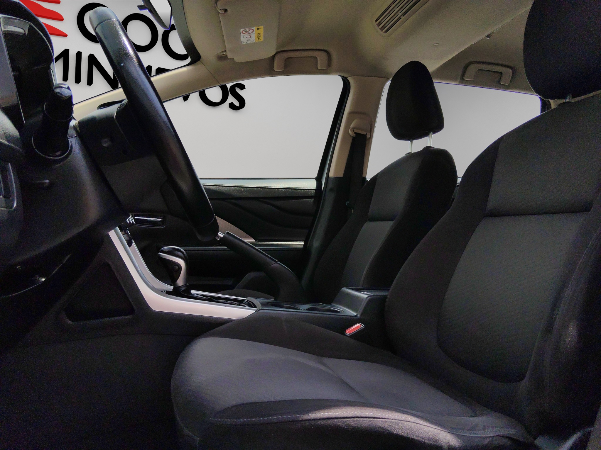 Mitsubishi Xpander  5 pts. GLS, 1.5l, TA, 7 pas., RA-16 2023