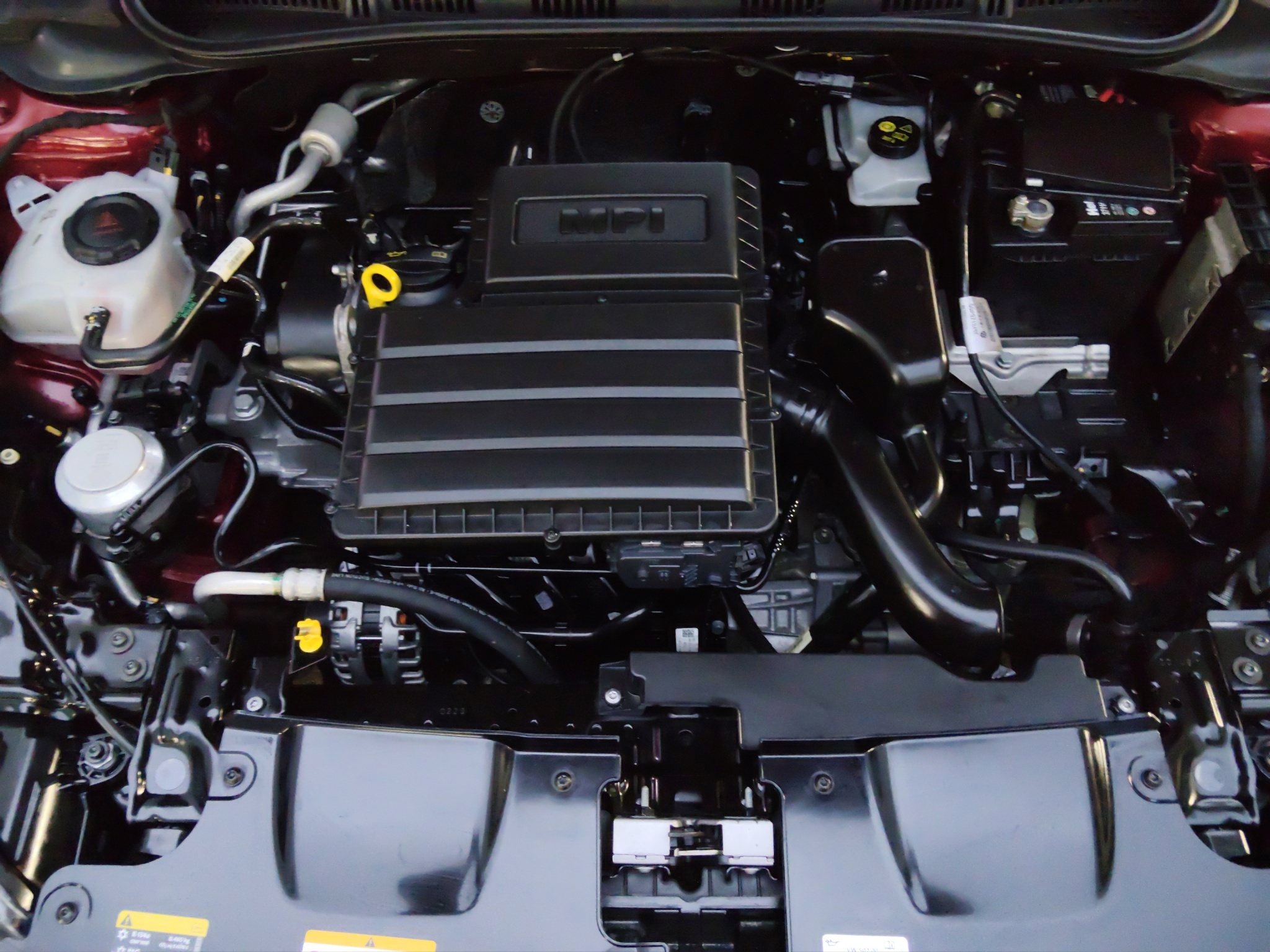 Volkswagen Virtus 4 pts. Comfortline, 1.6l, TA, a/ac., f. niebla, RA-16 2023