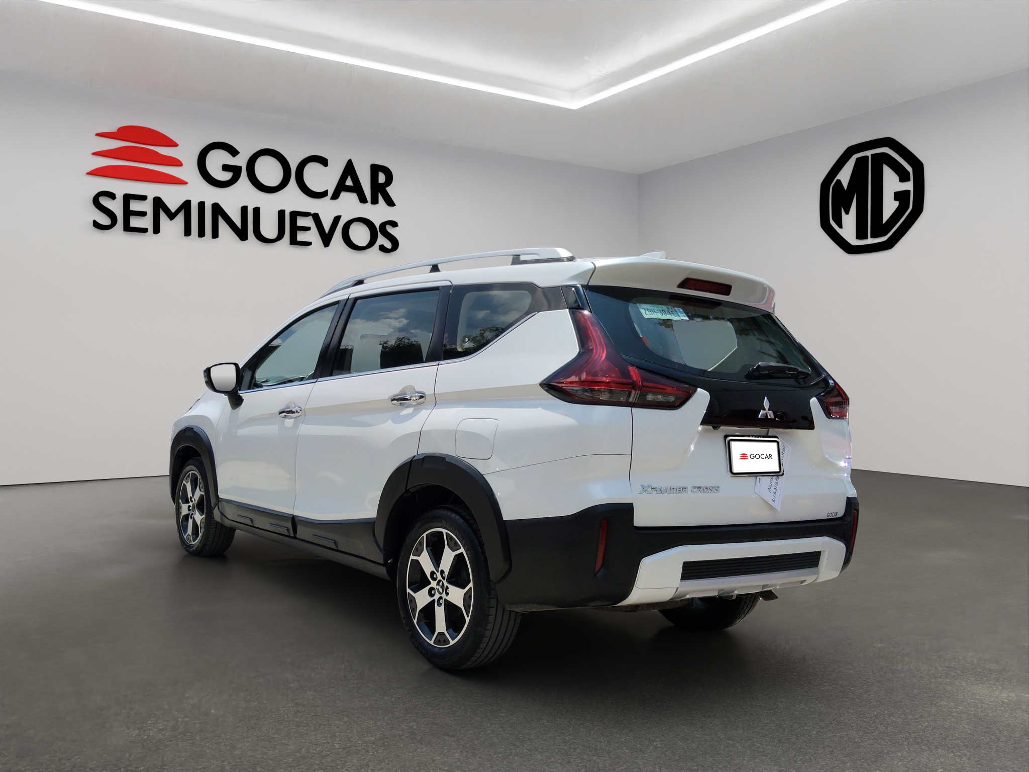 Mitsubishi Xpander VUD 5 pts. Cross y Limited, 1.5l, TA, f. led, 7 pas., RA-17 2023