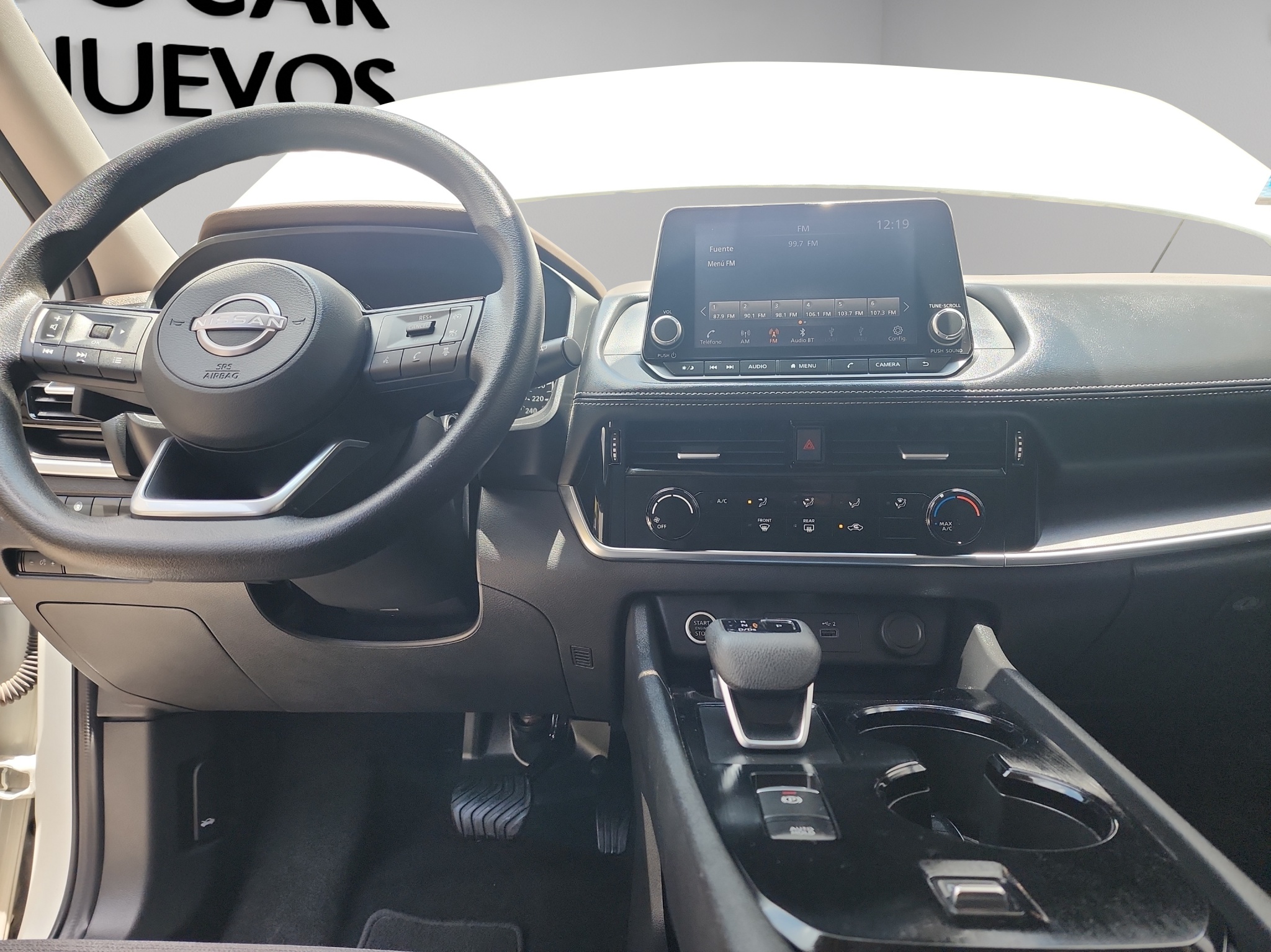 Nissan X-Trail VUD 5 pts. Advance, TA, RA-17 (línea nueva) 2023