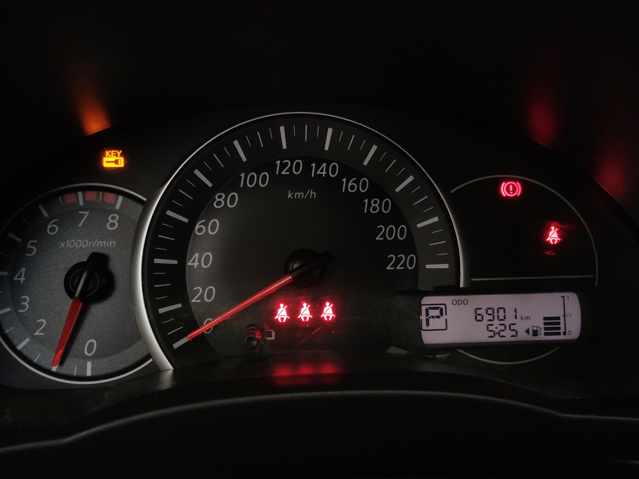 Nissan March 5 pts. HB Advance, At, a/ac., VE, RA-15 2024 2023
