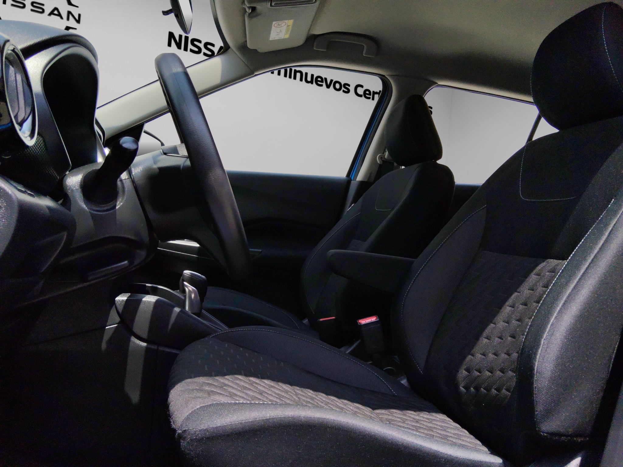 Nissan Kicks  5 pts. Play Advance e-Power, E-REV, TA, RA-17 (línea nueva) 2025