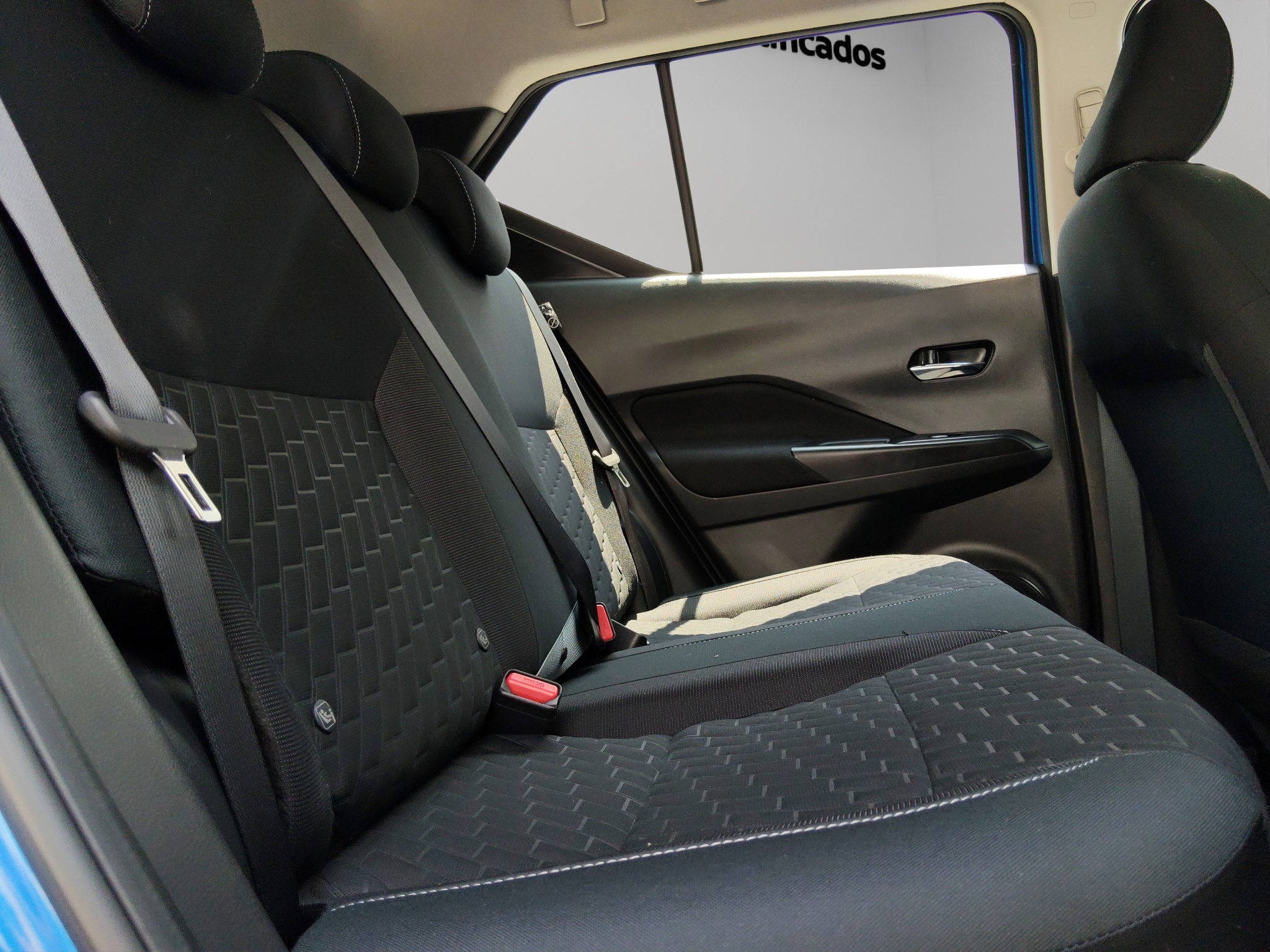 Nissan Kicks  5 pts. Play Advance e-Power, E-REV, TA, RA-17 (línea nueva) 2025