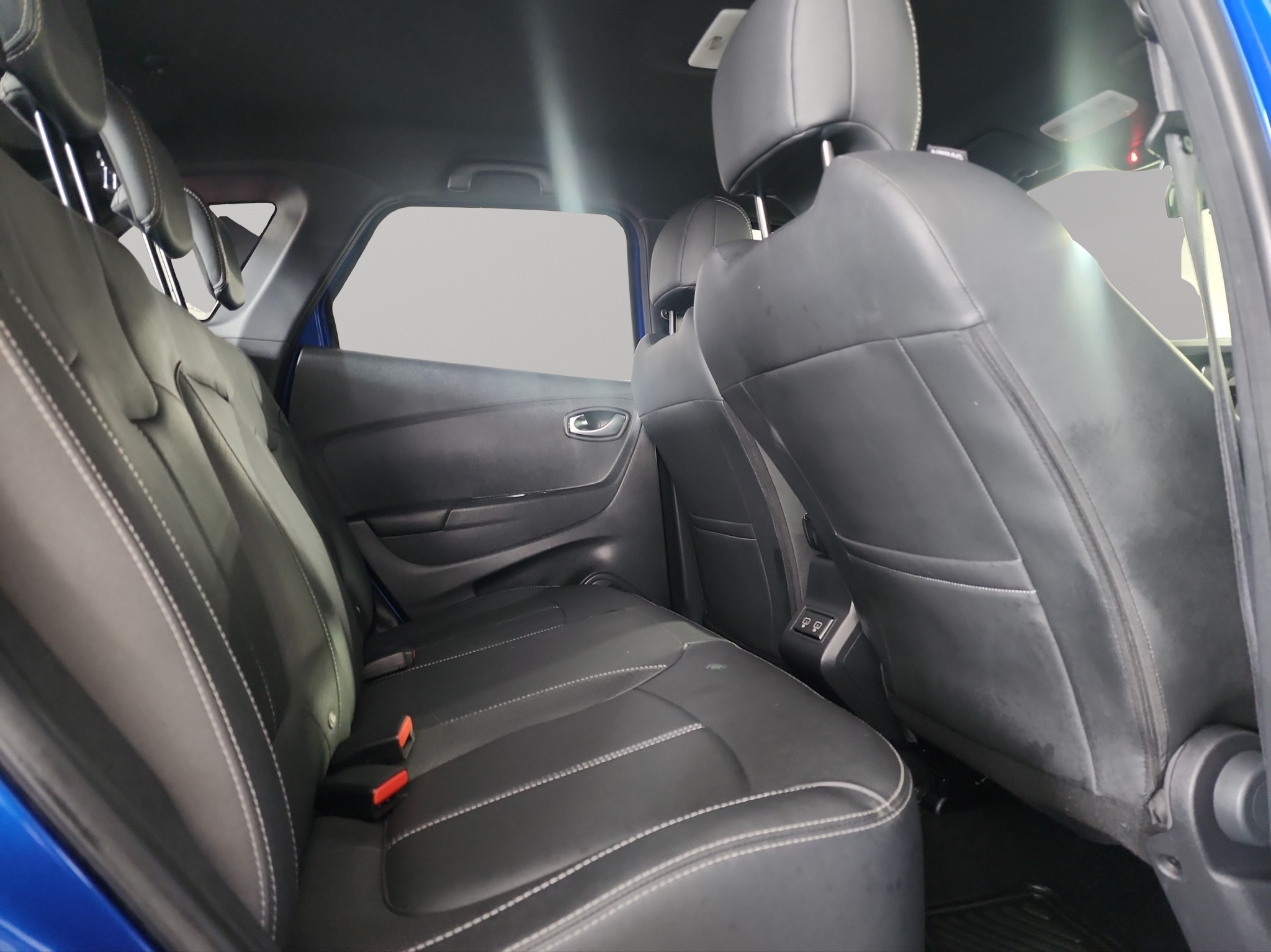 Renault Captur VUD Atrás 17