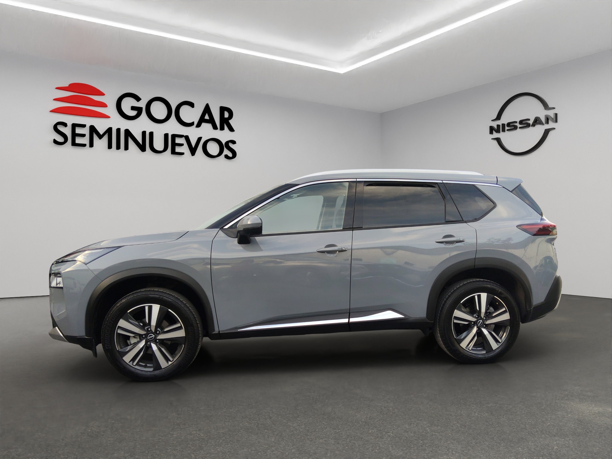 Nissan X-Trail  5 pts. Platinum Plus, TA, piel, QCP, GPS, ADAS, RA-19 2025