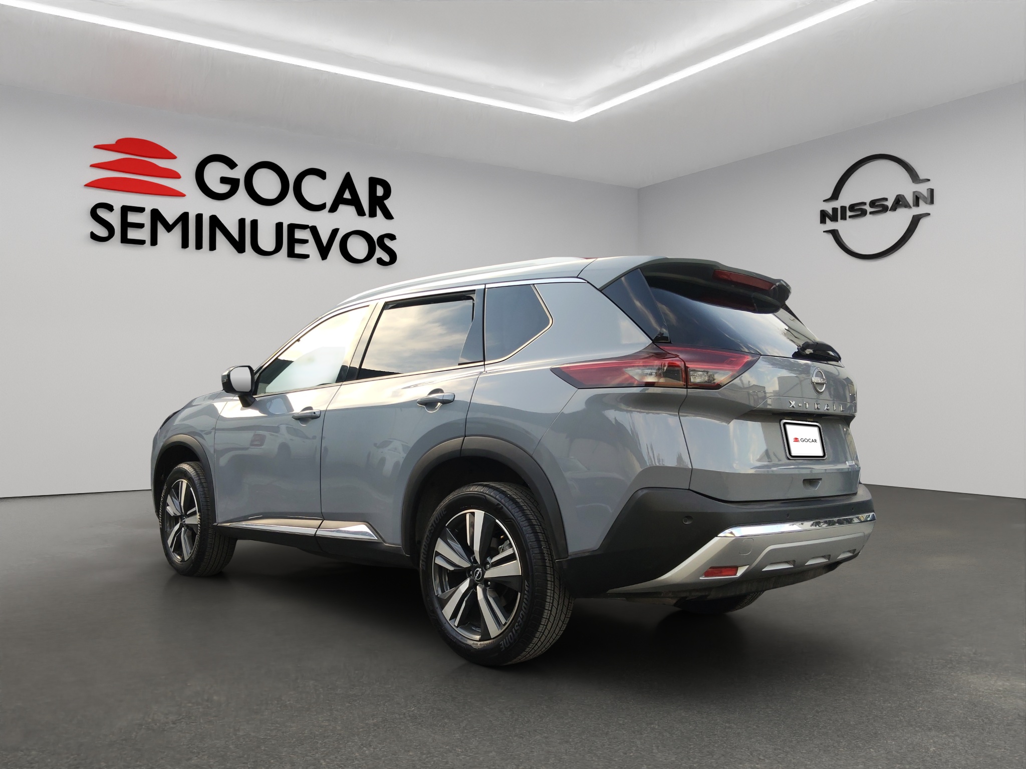 Nissan X-Trail  5 pts. Platinum Plus, TA, piel, QCP, GPS, ADAS, RA-19 2025