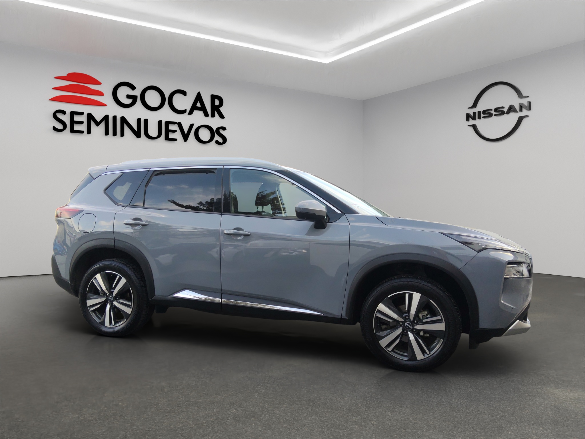 Nissan X-Trail  5 pts. Platinum Plus, TA, piel, QCP, GPS, ADAS, RA-19 2025