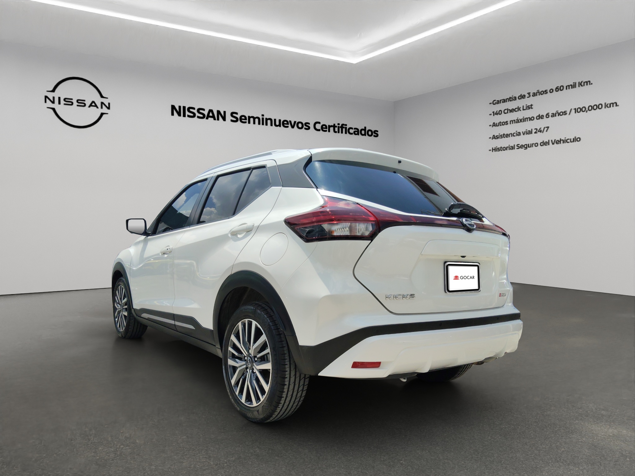 Nissan Kicks  5 pts. Exclusive, 1.6l, TA, a/ac. Aut., piel, GPS, RA-17 (línea anterior) 2024