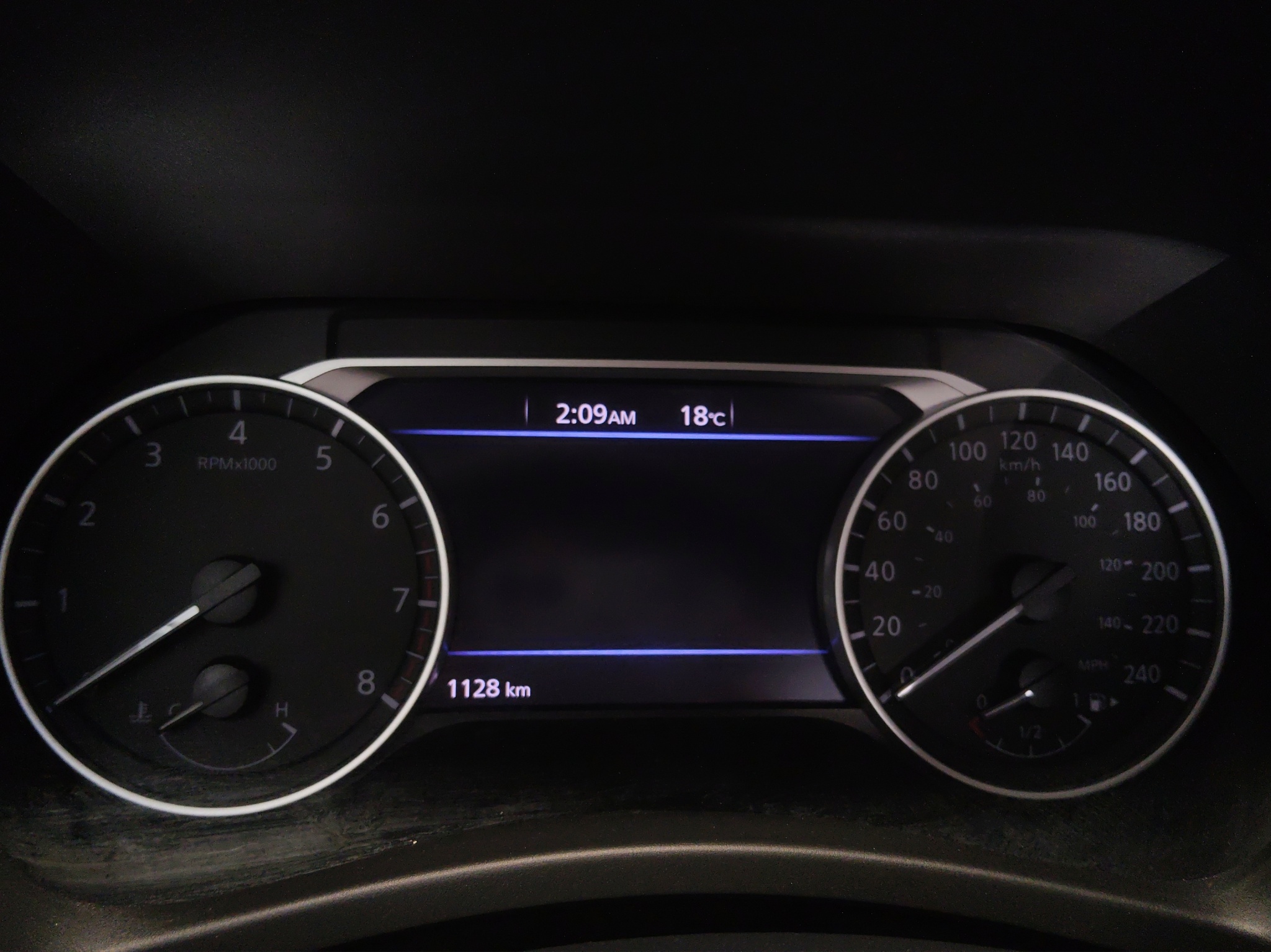 Nissan Sentra 4 pts. SR Platinum, TA, a/ac. Aut., piel, QC, s. Bose, f. led, RA-18 2025