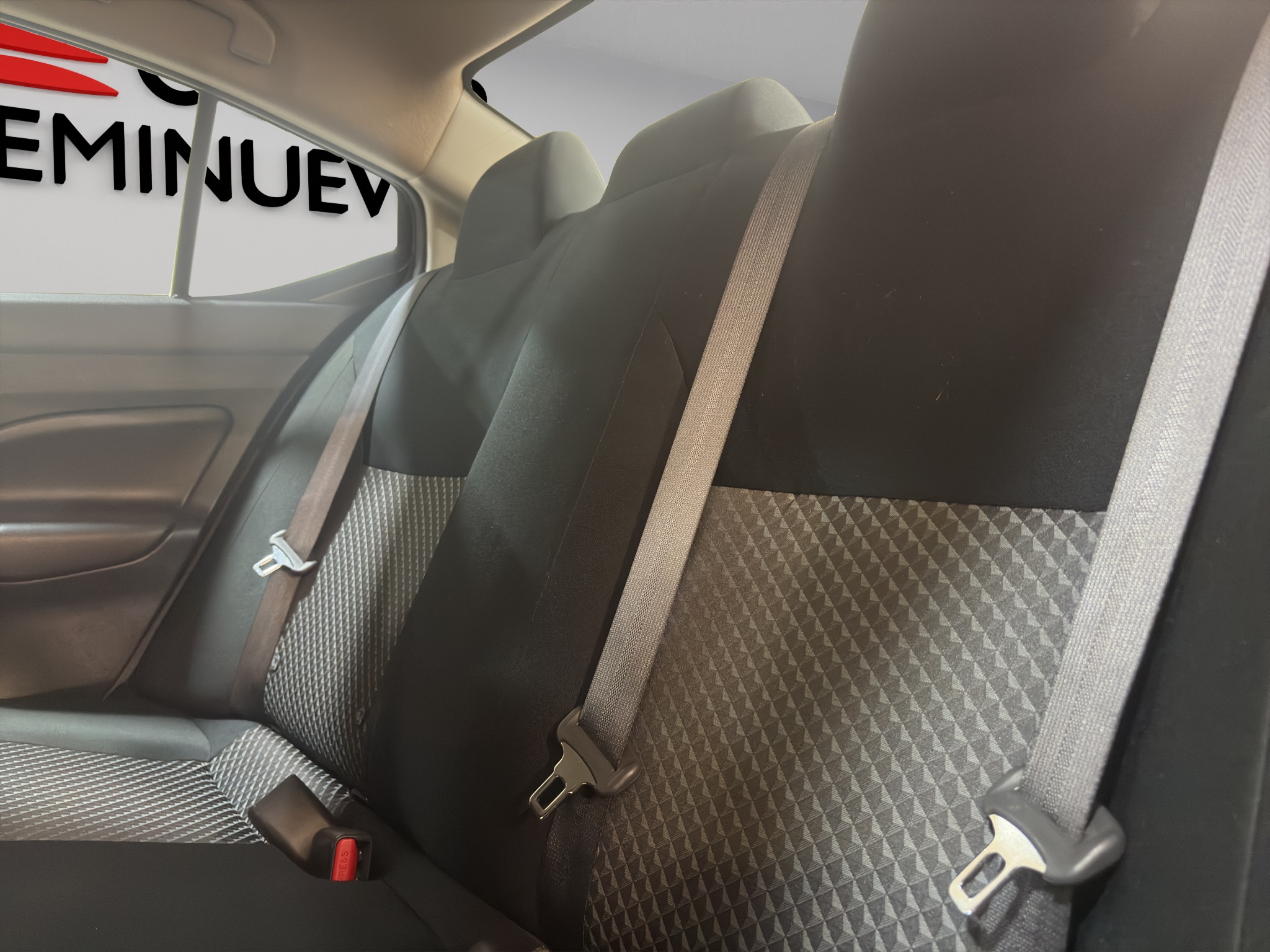 Nissan Versa Interior 21