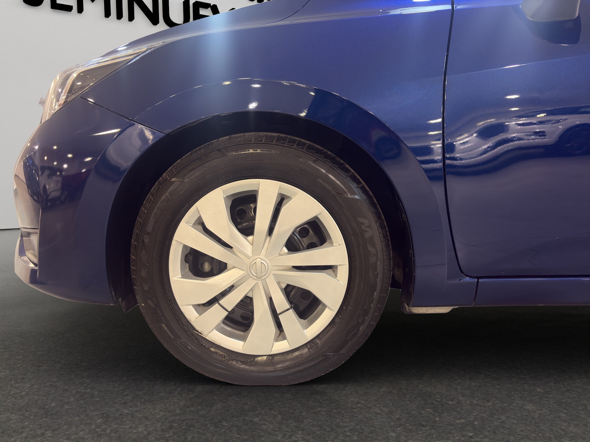 Nissan Versa Asientos 2