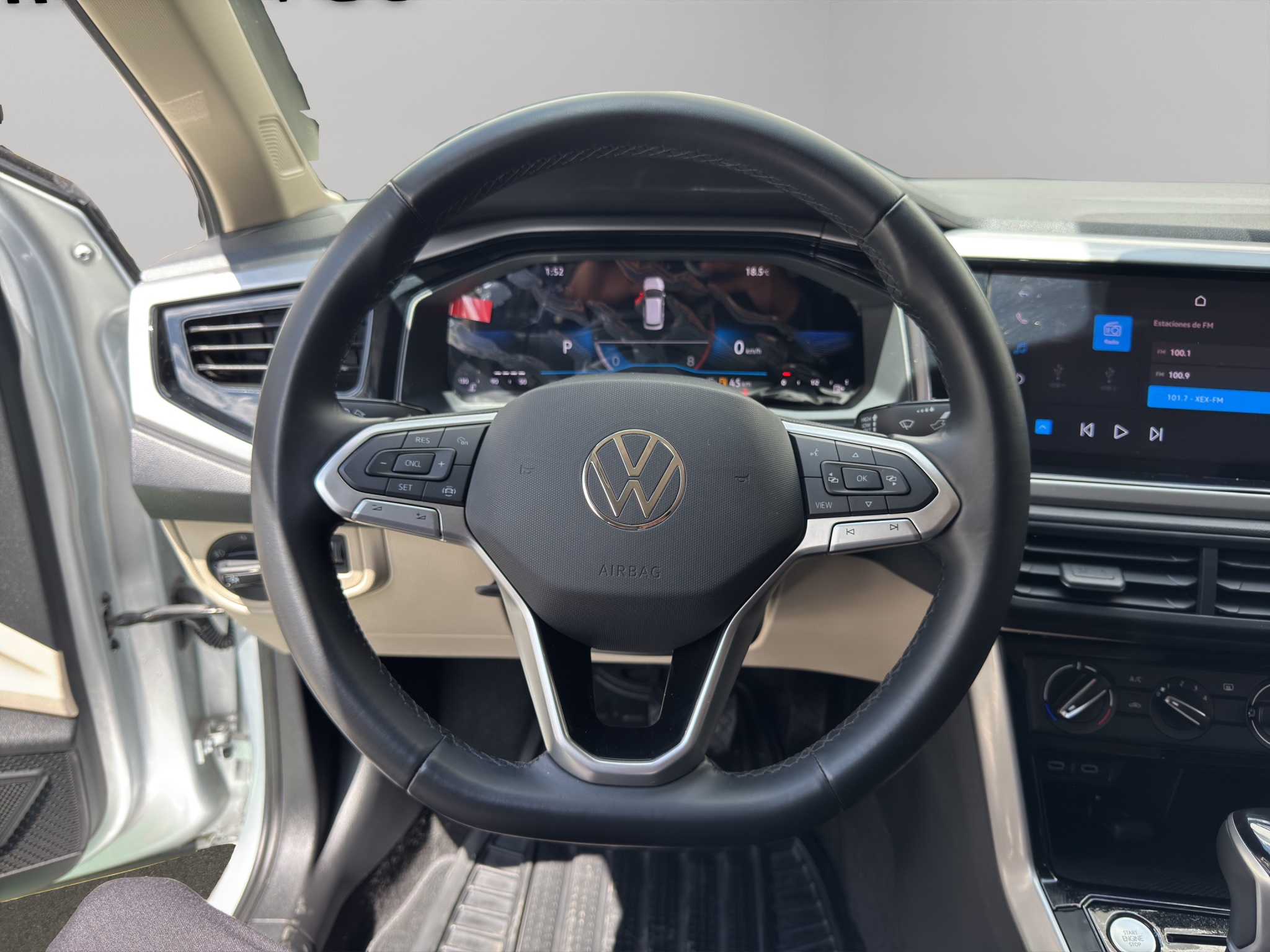 Volkswagen Virtus 4 pts. Comfortline, 1.6l, TA, a/ac., f. niebla, RA-16 2024