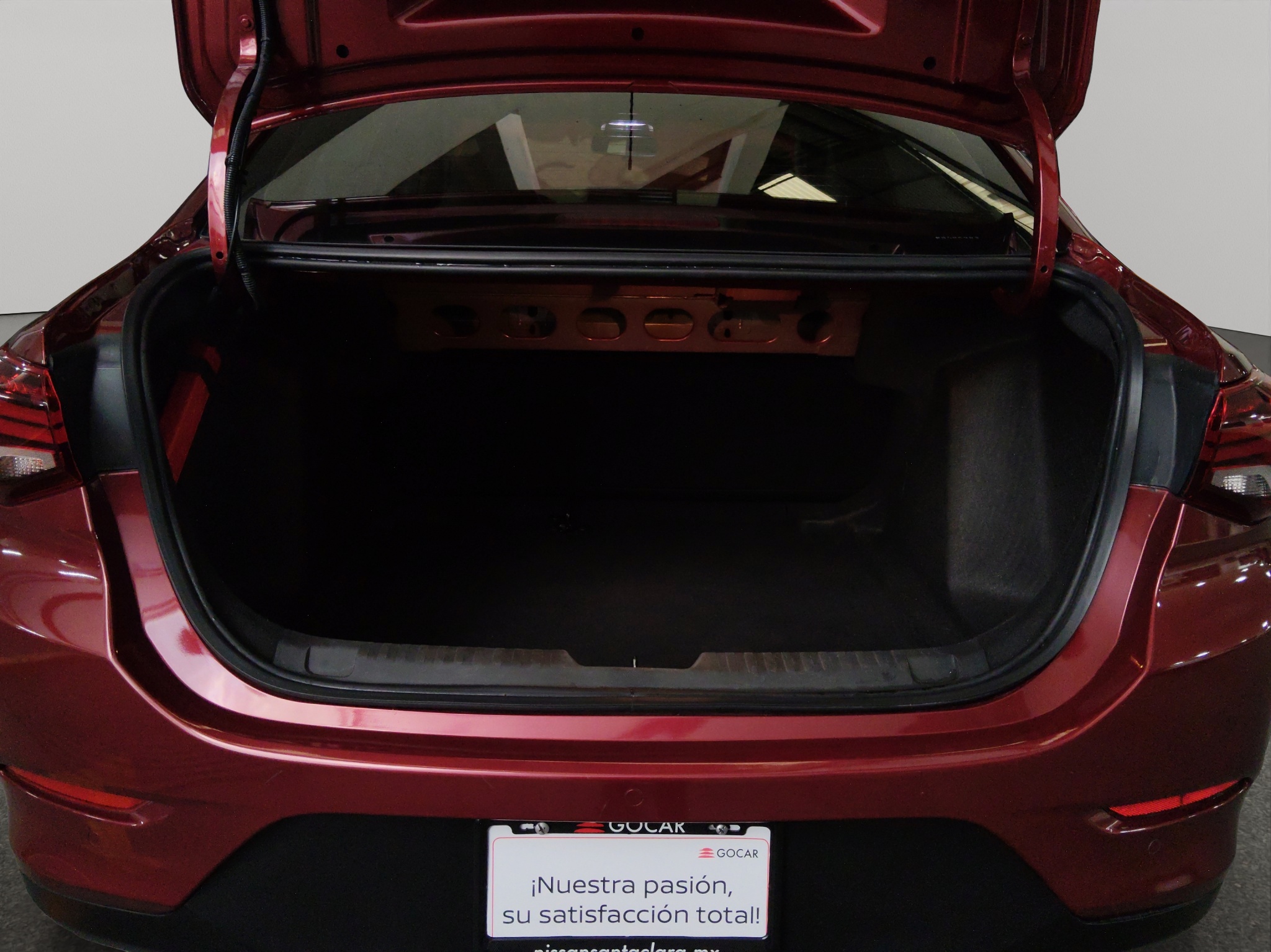 Chevrolet Onix 4 pts. Premier Red Line, 1.0T, TA, a/ac. Aut., VE, QC, BA, f. led, RA-16 2023