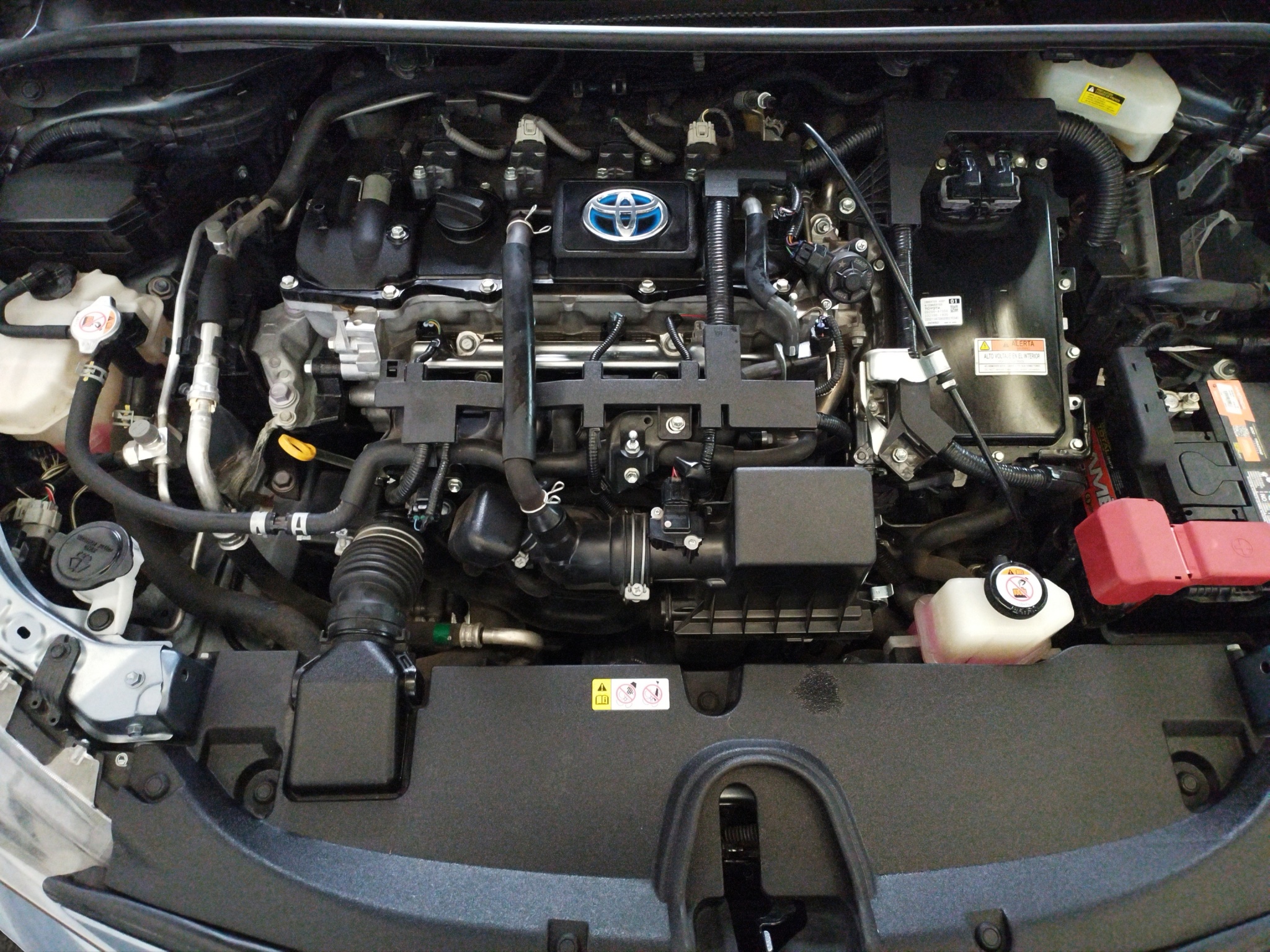 Toyota Corolla 4 pts. LE, HEV, TA, a/ac. Aut., RA-16 2021