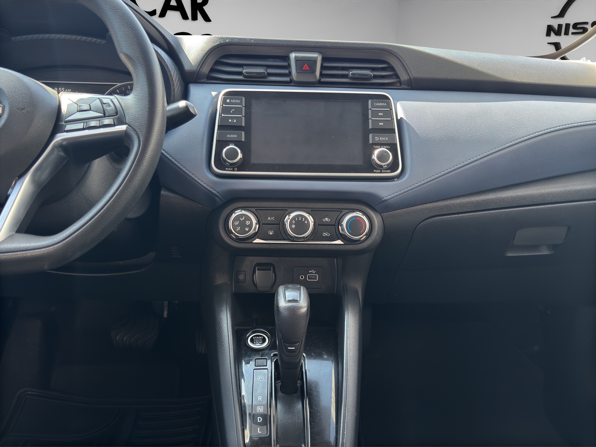 Nissan Versa ADVANVCE CVT  2024