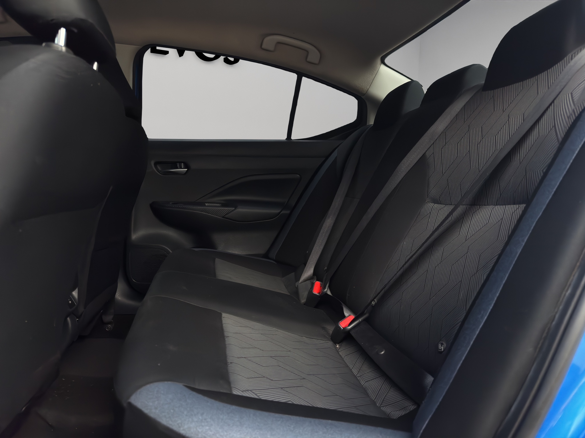 Nissan Versa ADVANVCE CVT  2024