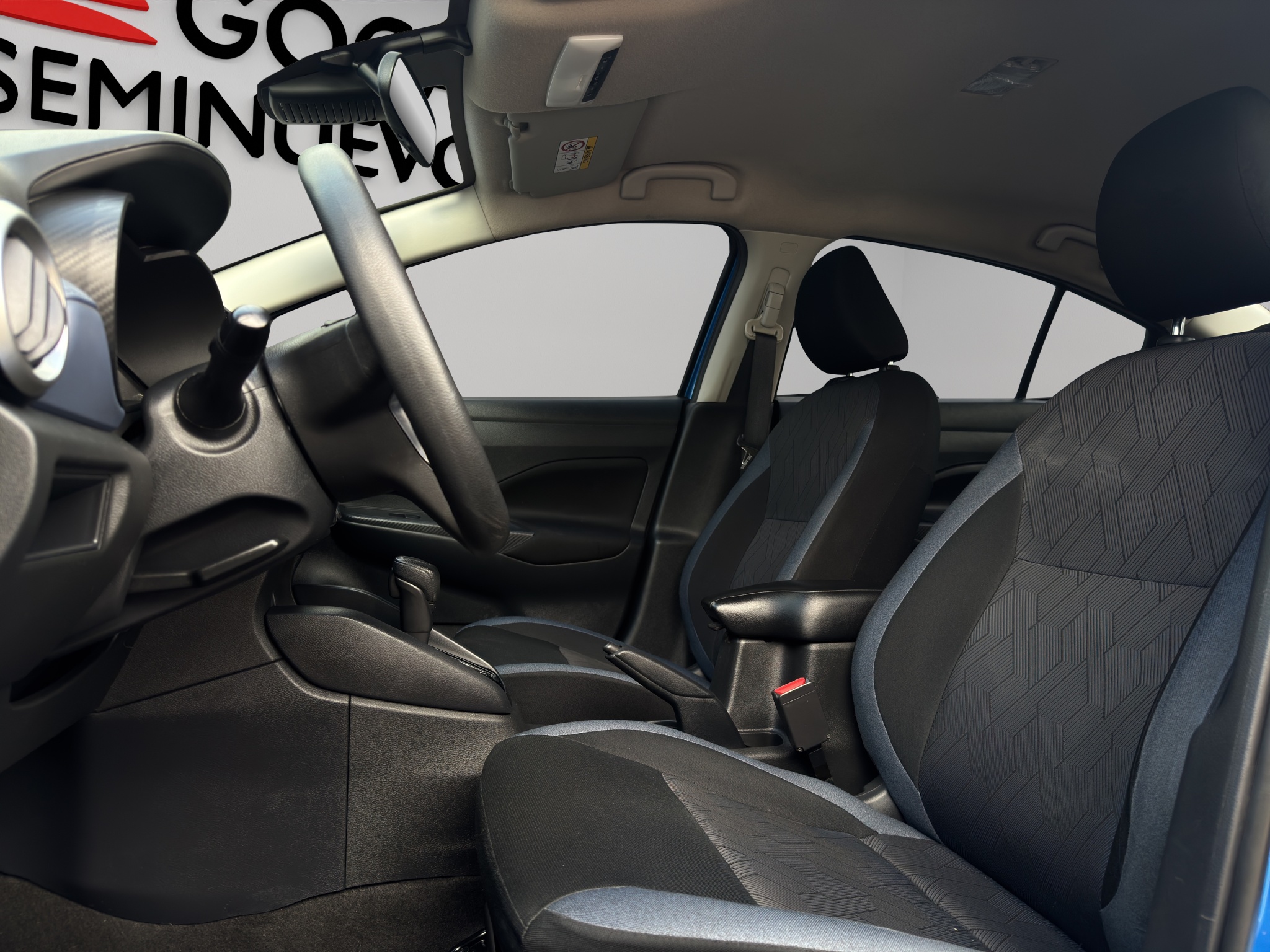 Nissan Versa ADVANVCE CVT  2024