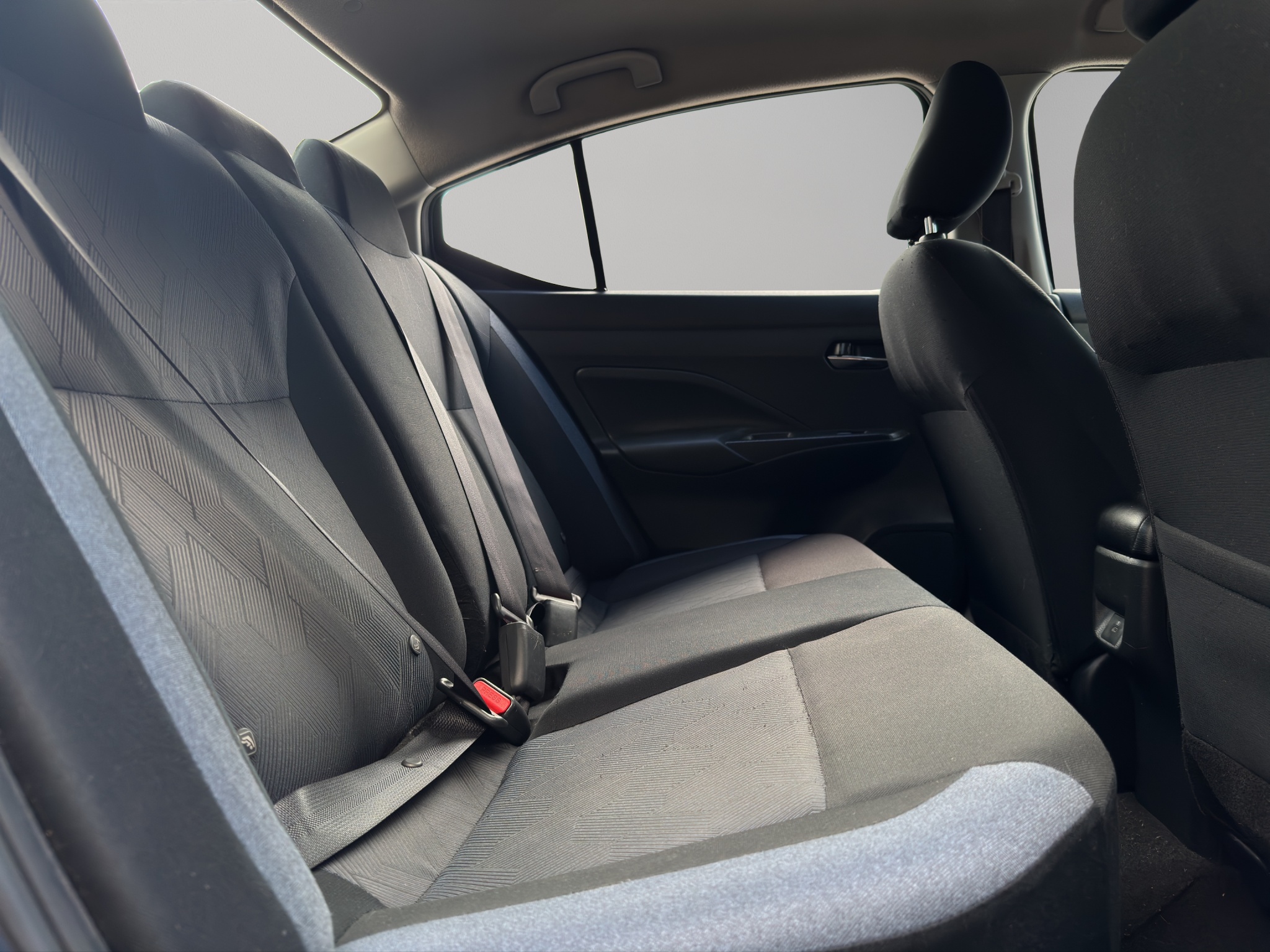 Nissan Versa ADVANVCE CVT  2024