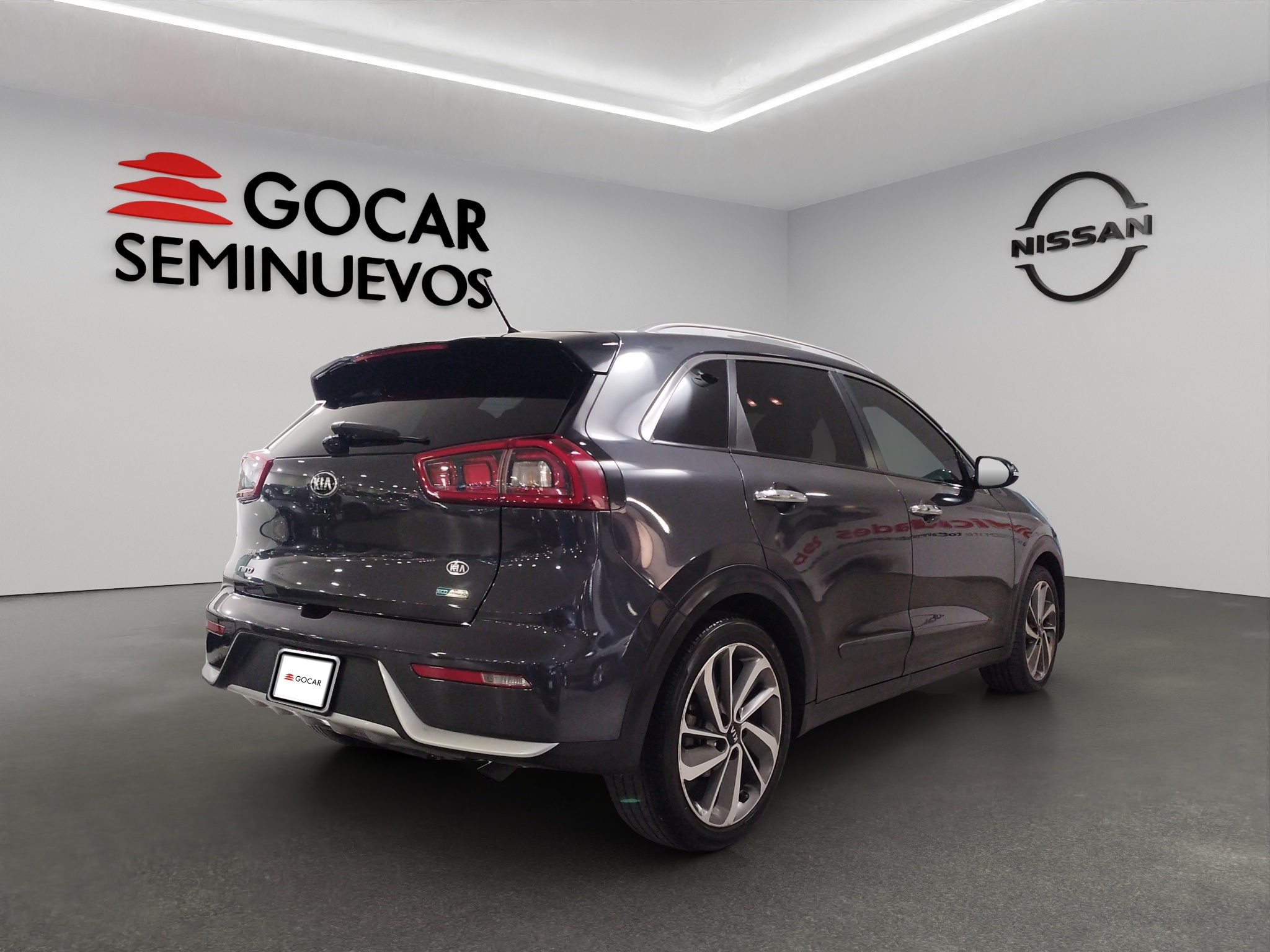 KIA Niro VUD 5 pts. EX, HEV, TA, a/ac., piel, QC, f. xenón, RA-18 2017